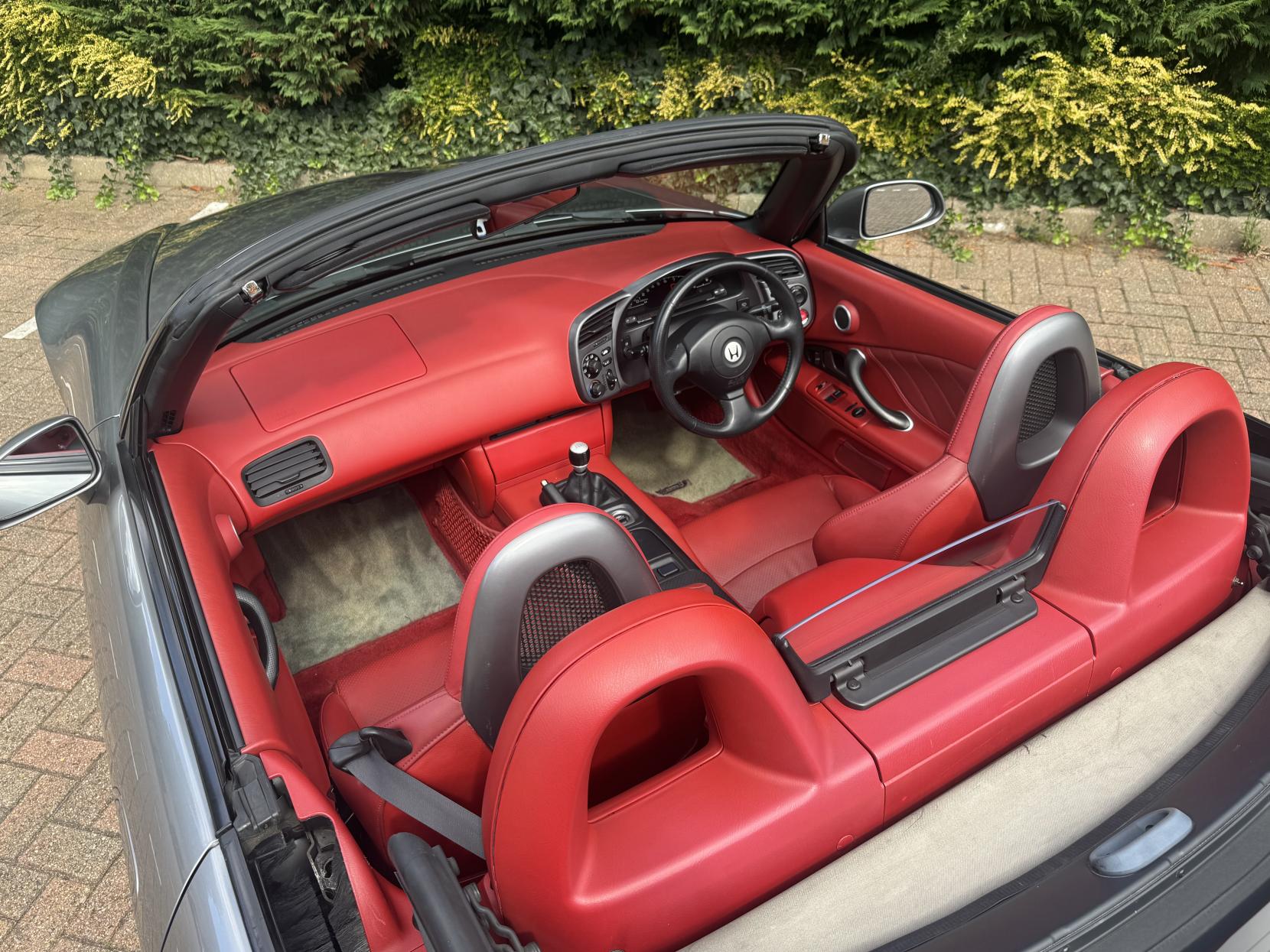 Honda S2000 2.0 i-VTEC Roadster Convertible 2dr Petrol Manual (237 g/km, 236 bhp)