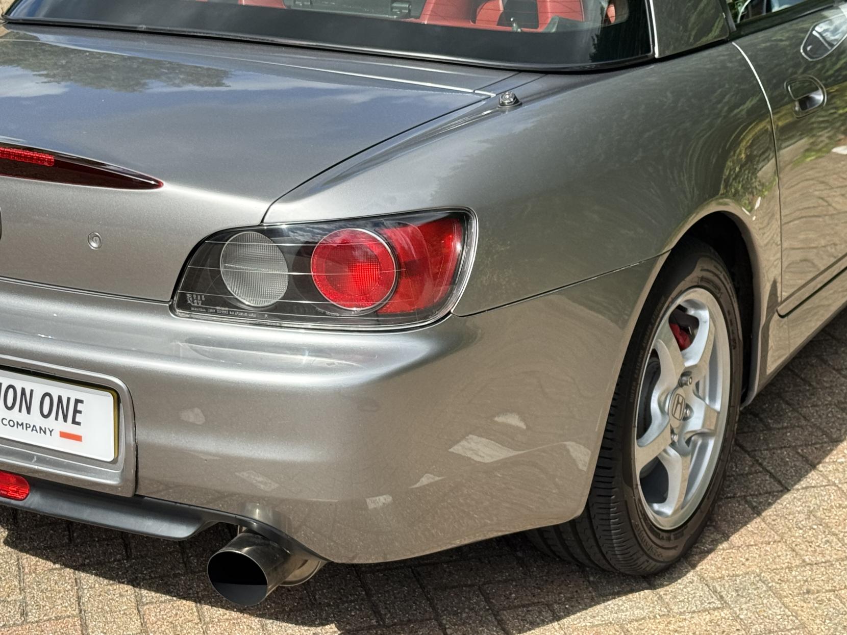 Honda S2000 2.0 i-VTEC Roadster Convertible 2dr Petrol Manual (237 g/km, 236 bhp)