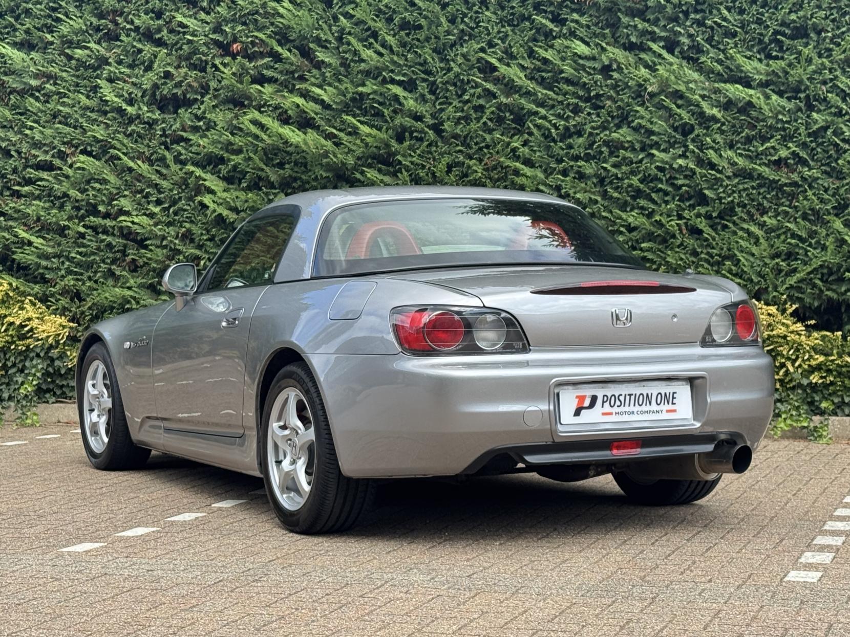 Honda S2000 2.0 i-VTEC Roadster Convertible 2dr Petrol Manual (237 g/km, 236 bhp)