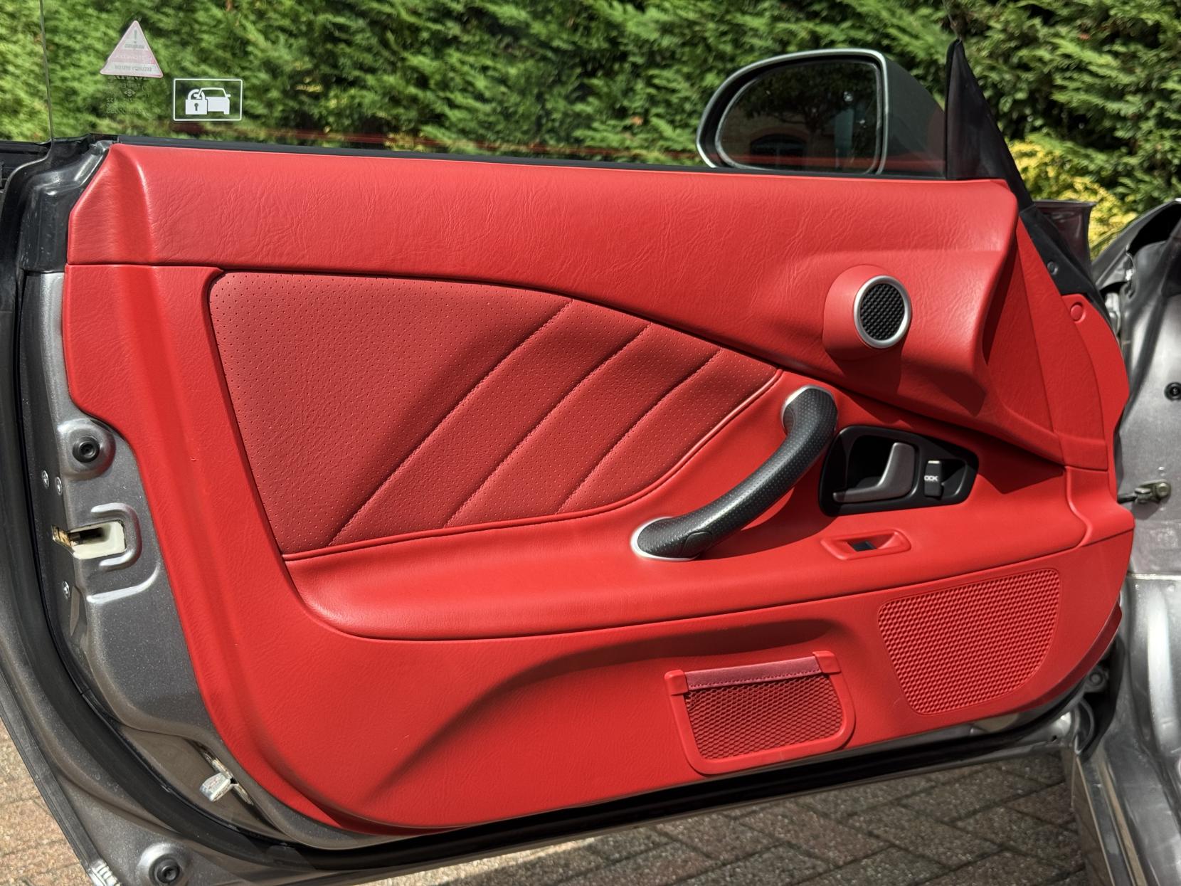 Honda S2000 2.0 i-VTEC Roadster Convertible 2dr Petrol Manual (237 g/km, 236 bhp)