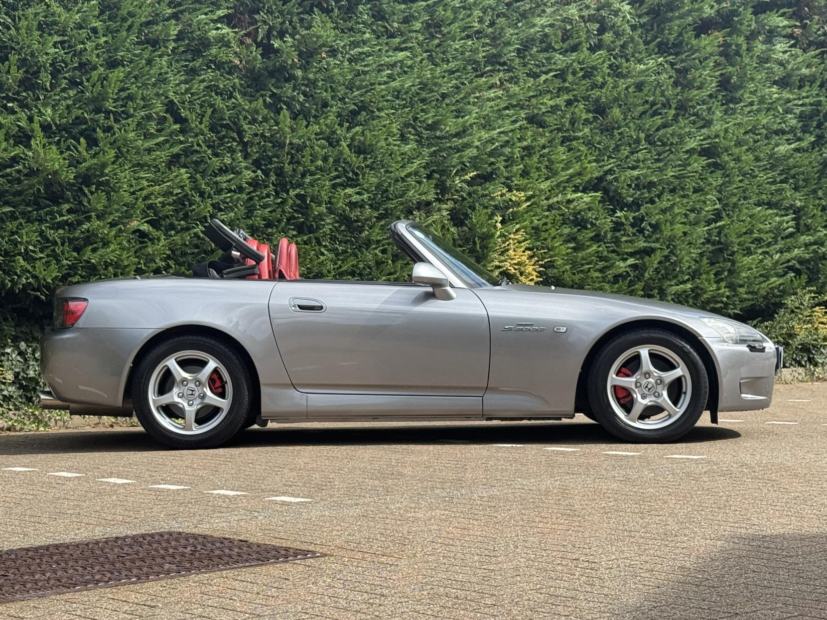 Honda S2000 2.0 i-VTEC Roadster Convertible 2dr Petrol Manual (237 g/km, 236 bhp)