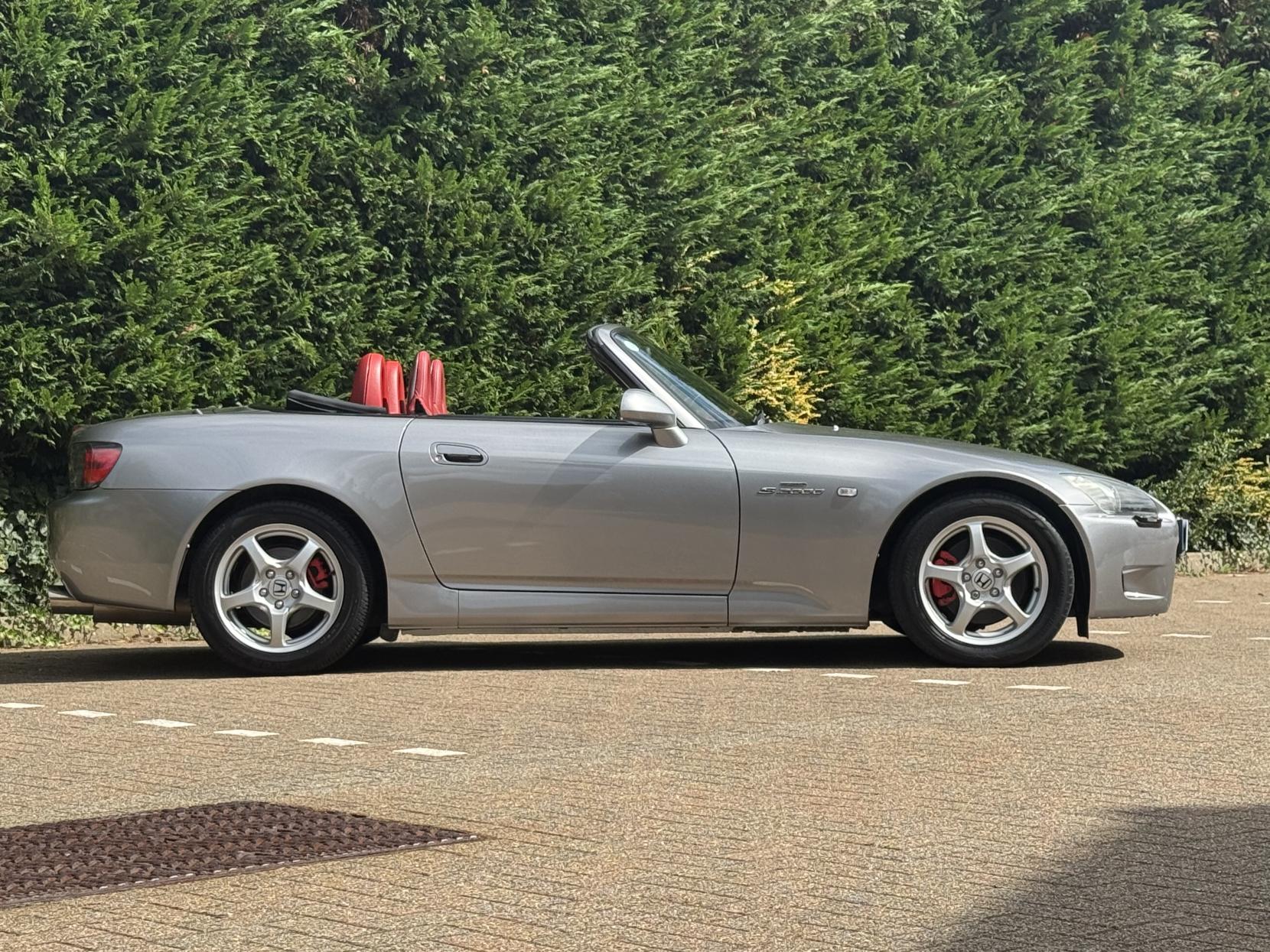 Honda S2000 2.0 i-VTEC Roadster Convertible 2dr Petrol Manual (237 g/km, 236 bhp)