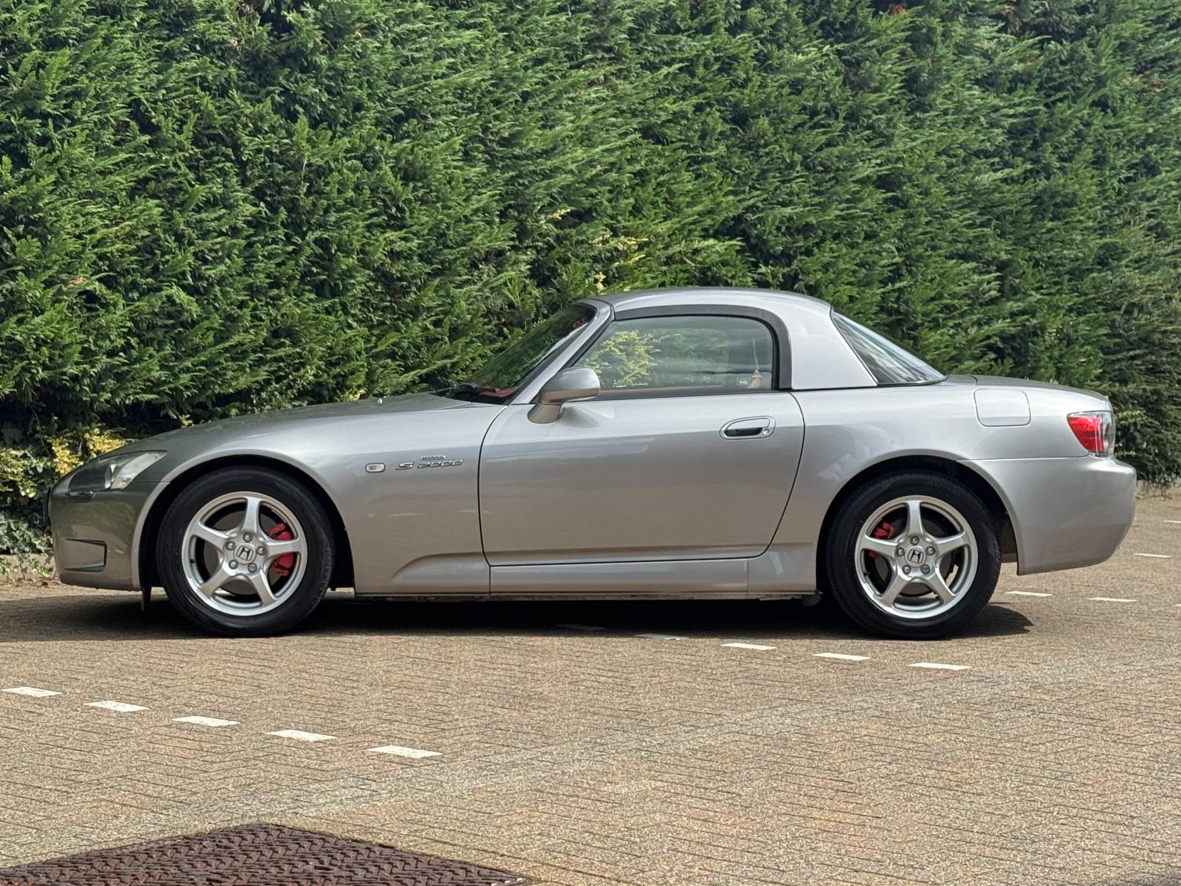 Honda S2000 2.0 i-VTEC Roadster Convertible 2dr Petrol Manual (237 g/km, 236 bhp)