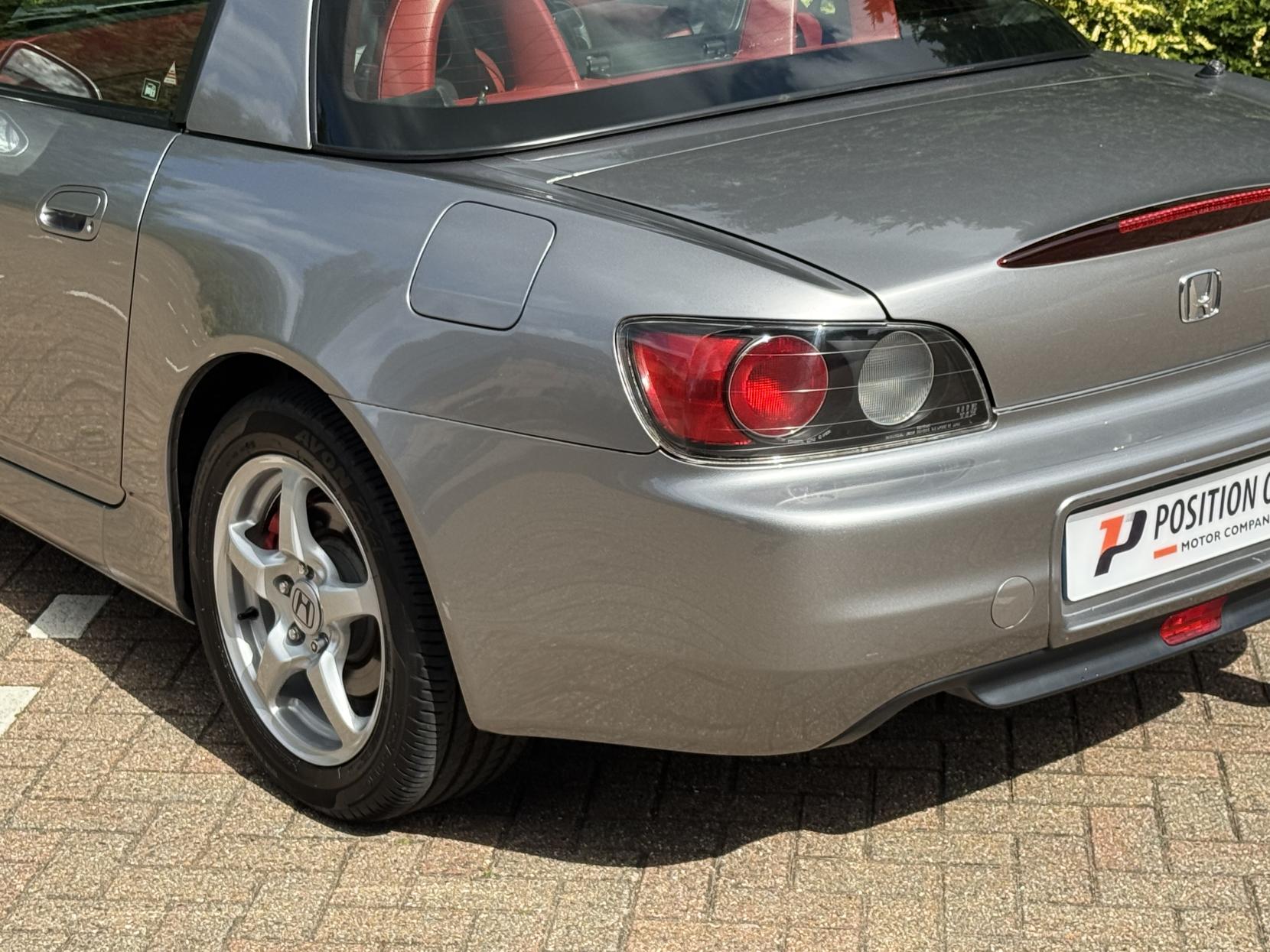 Honda S2000 2.0 i-VTEC Roadster Convertible 2dr Petrol Manual (237 g/km, 236 bhp)