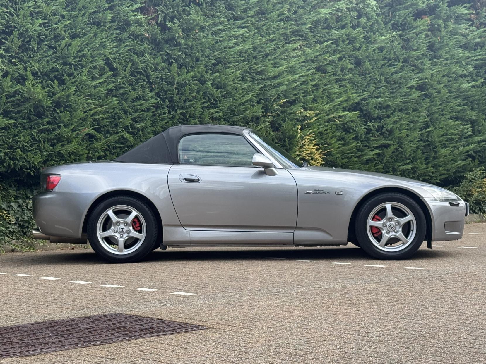 Honda S2000 2.0 i-VTEC Roadster Convertible 2dr Petrol Manual (237 g/km, 236 bhp)