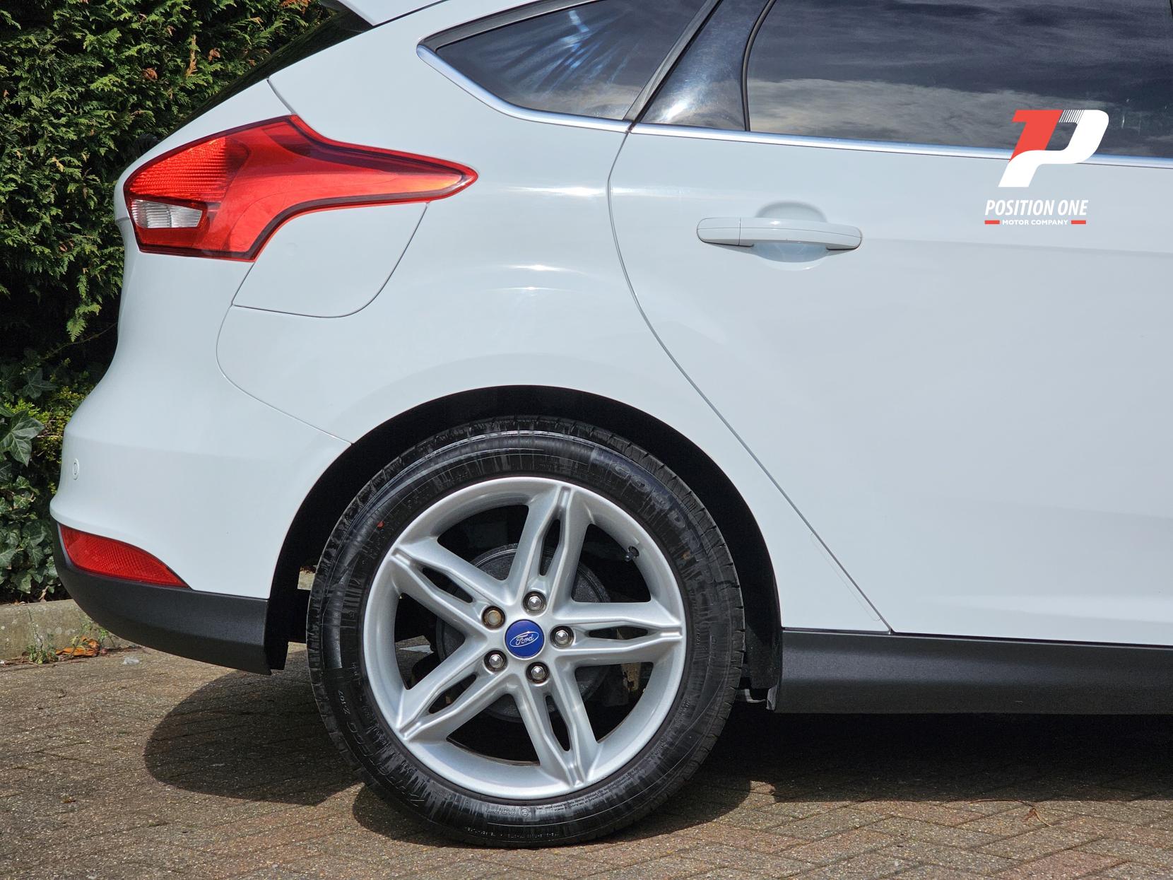 Ford Focus 1.0T EcoBoost Titanium Hatchback 5dr Petrol Manual Euro 6 (s/s) (125 ps)
