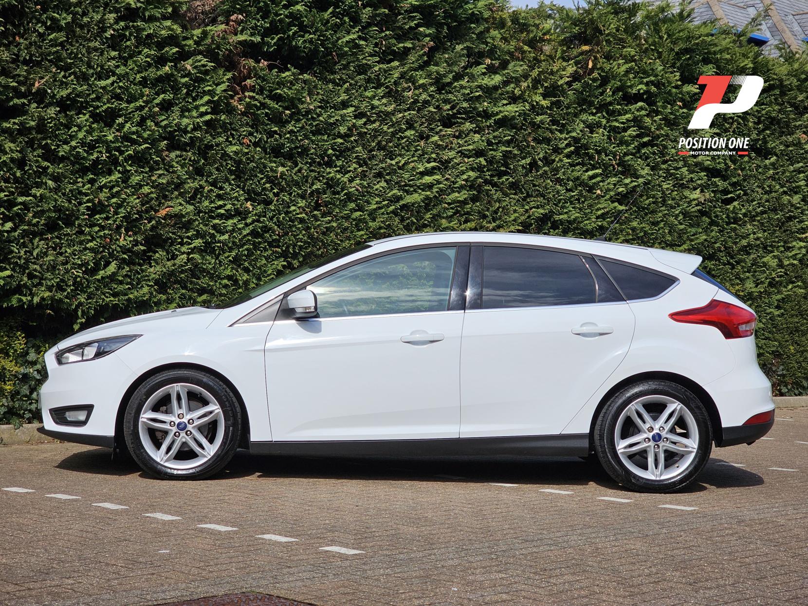 Ford Focus 1.0T EcoBoost Titanium Hatchback 5dr Petrol Manual Euro 6 (s/s) (125 ps)