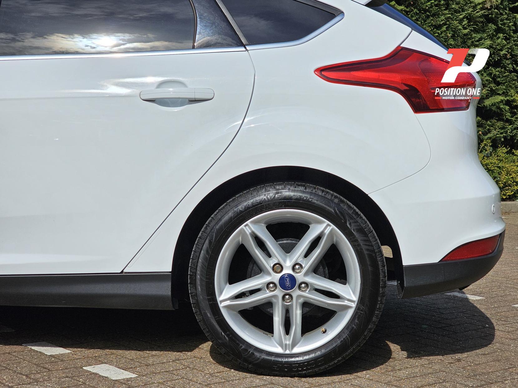 Ford Focus 1.0T EcoBoost Titanium Hatchback 5dr Petrol Manual Euro 6 (s/s) (125 ps)