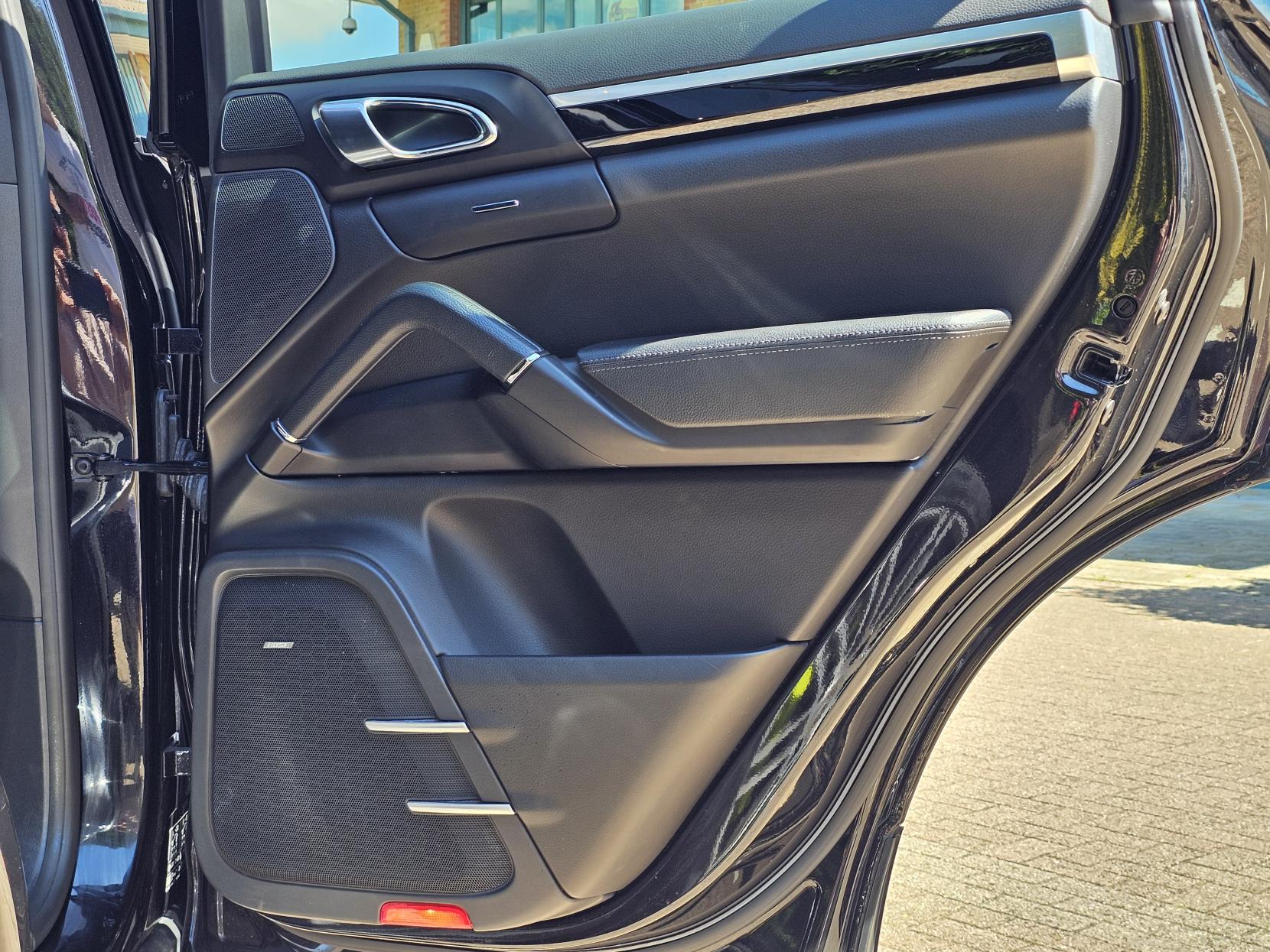 Porsche Cayenne 3.0 V6 E-Hybrid S Platinum Edition SUV 5dr Petrol Plug-in Hybrid TiptronicS 4WD Euro 6 (s/s) (416 ps)
