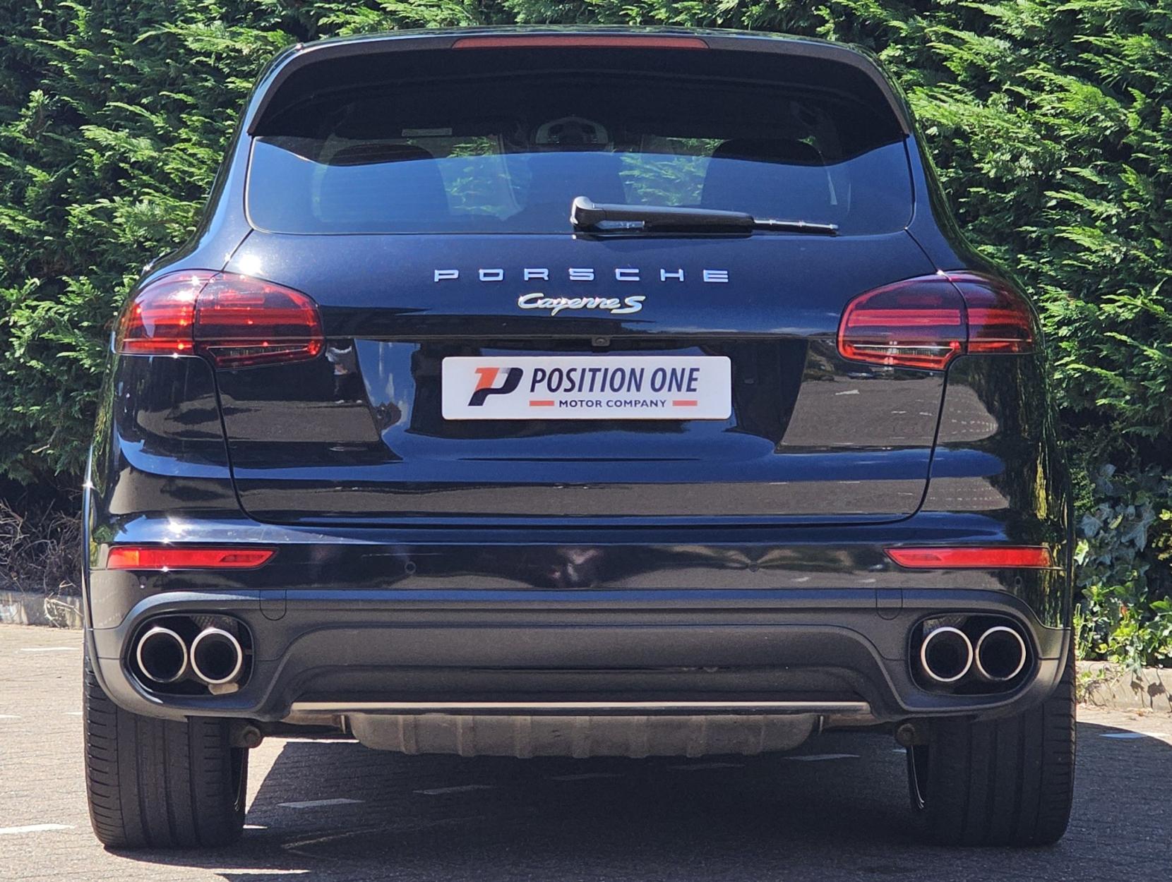 Porsche Cayenne 3.0 V6 E-Hybrid S Platinum Edition SUV 5dr Petrol Plug-in Hybrid TiptronicS 4WD Euro 6 (s/s) (416 ps)