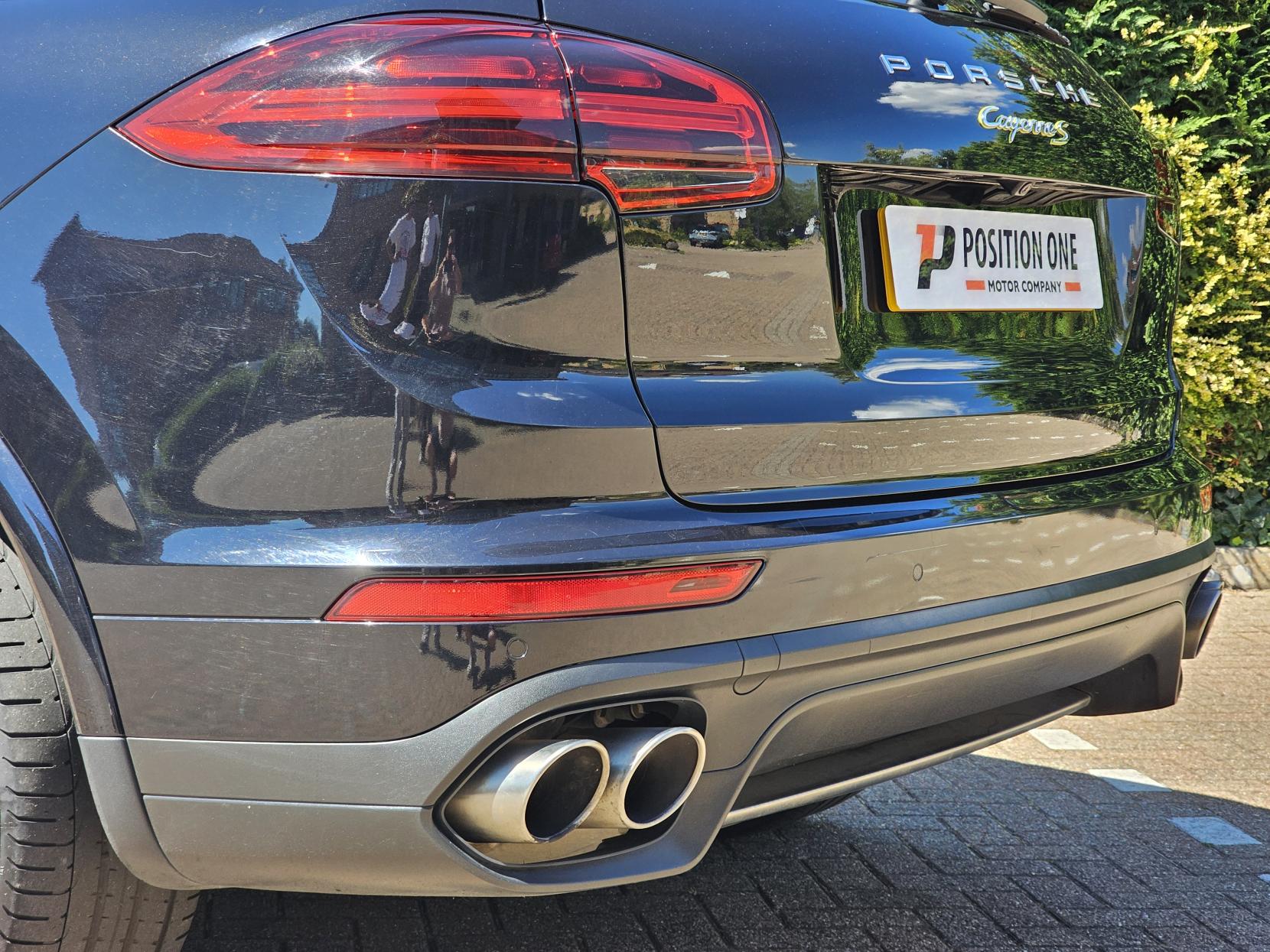 Porsche Cayenne 3.0 V6 E-Hybrid S Platinum Edition SUV 5dr Petrol Plug-in Hybrid TiptronicS 4WD Euro 6 (s/s) (416 ps)