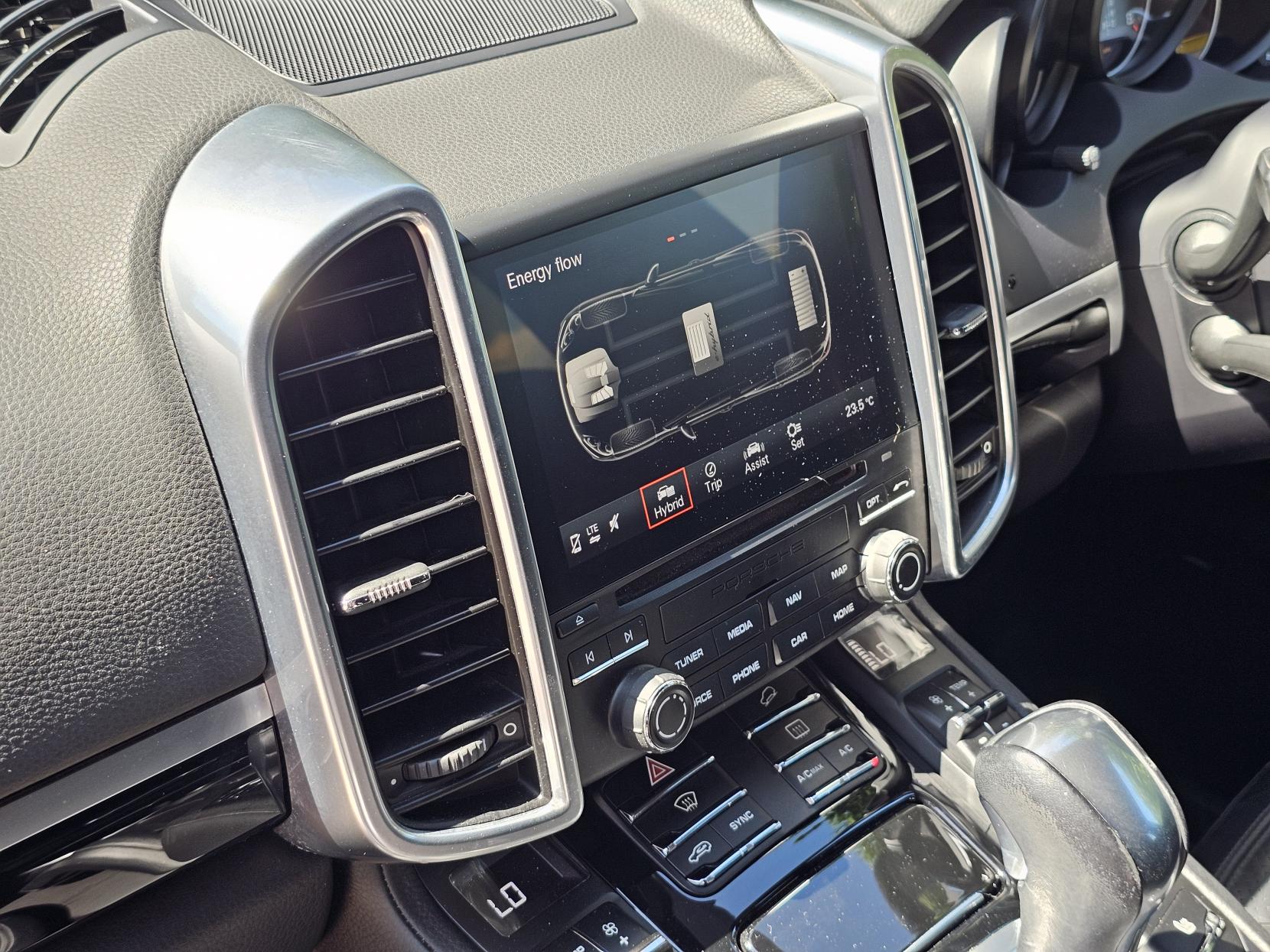 Porsche Cayenne 3.0 V6 E-Hybrid S Platinum Edition SUV 5dr Petrol Plug-in Hybrid TiptronicS 4WD Euro 6 (s/s) (416 ps)