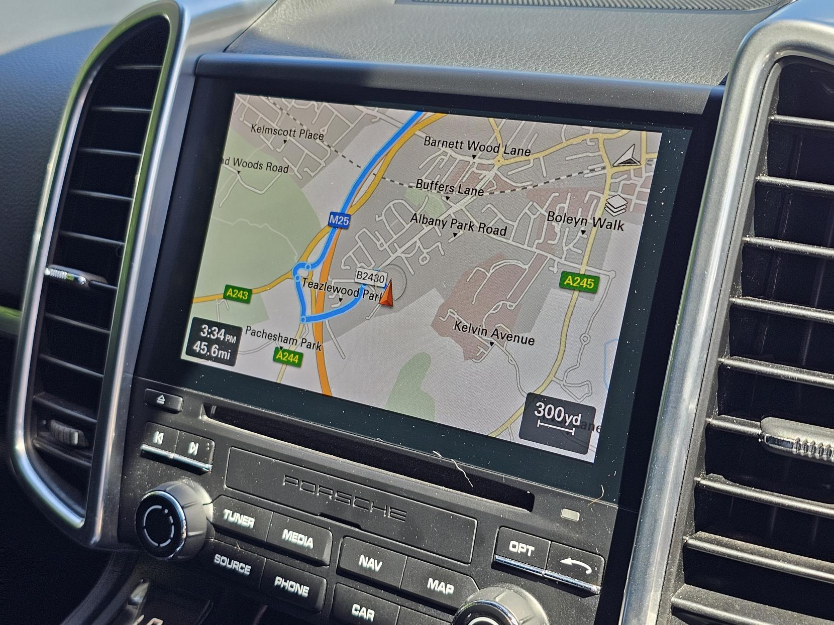 Porsche Cayenne 3.0 V6 E-Hybrid S Platinum Edition SUV 5dr Petrol Plug-in Hybrid TiptronicS 4WD Euro 6 (s/s) (416 ps)