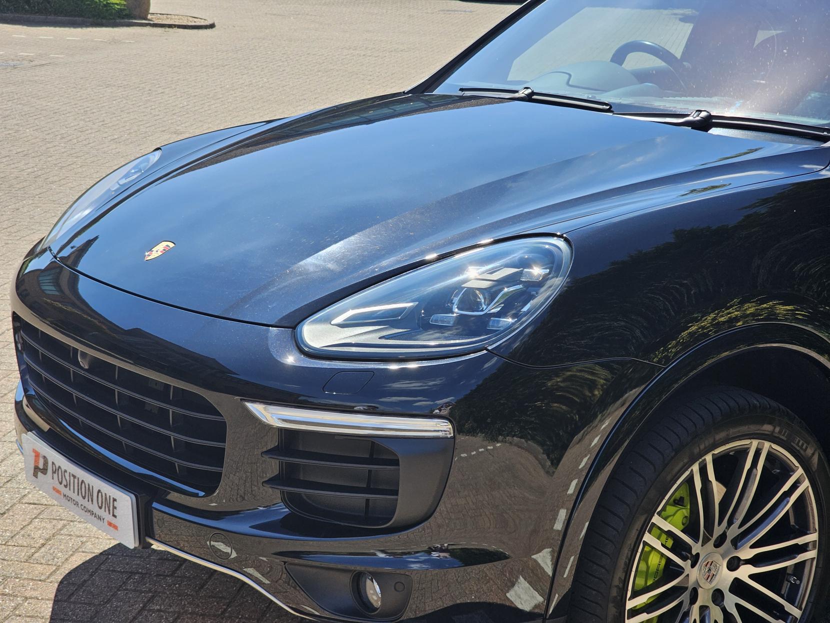 Porsche Cayenne 3.0 V6 E-Hybrid S Platinum Edition SUV 5dr Petrol Plug-in Hybrid TiptronicS 4WD Euro 6 (s/s) (416 ps)