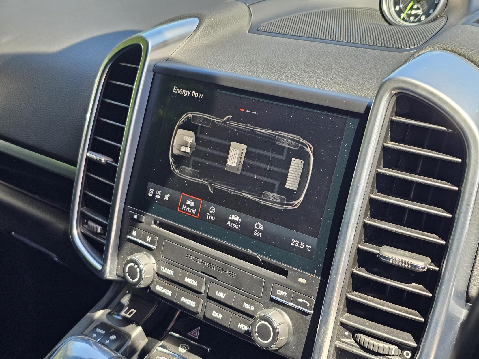 Porsche Cayenne 3.0 V6 E-Hybrid S Platinum Edition SUV 5dr Petrol Plug-in Hybrid TiptronicS 4WD Euro 6 (s/s) (416 ps)