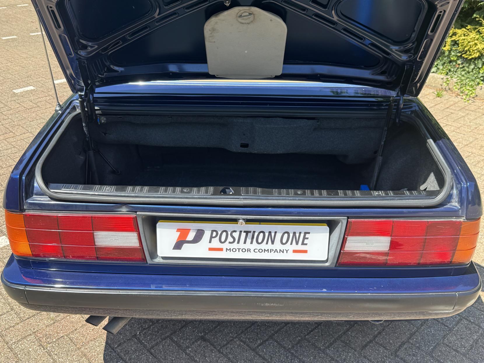 BMW 3 Series 2.5 325i Convertible 2dr Petrol Automatic (192 bhp)