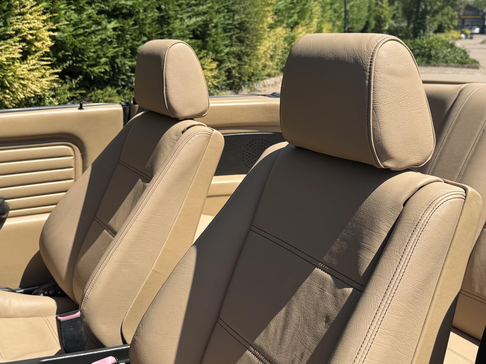 BMW 3 Series 2.5 325i Convertible 2dr Petrol Automatic (192 bhp)
