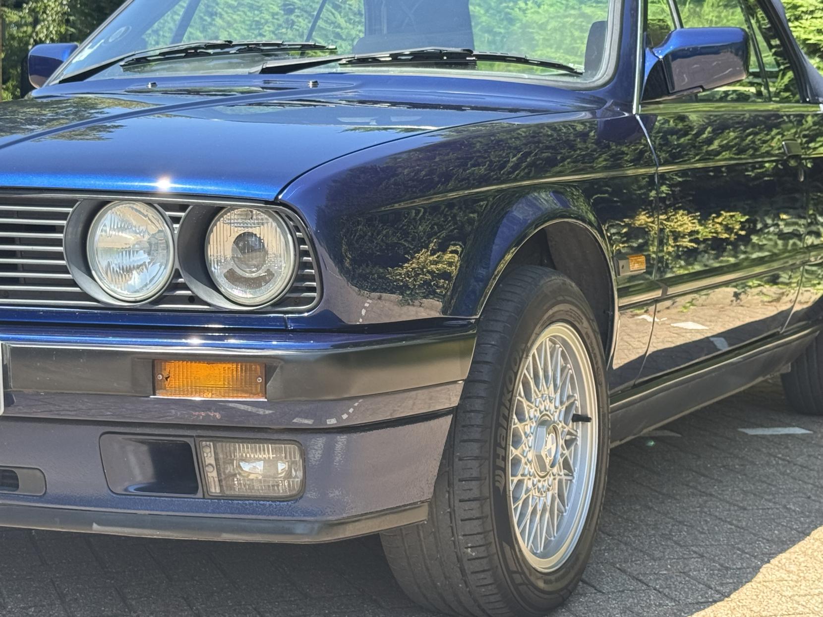BMW 3 Series 2.5 325i Convertible 2dr Petrol Automatic (192 bhp)
