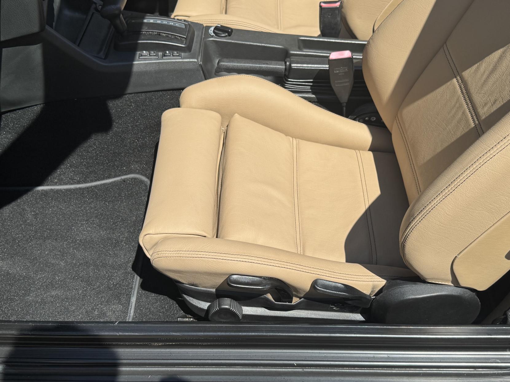 BMW 3 Series 2.5 325i Convertible 2dr Petrol Automatic (192 bhp)