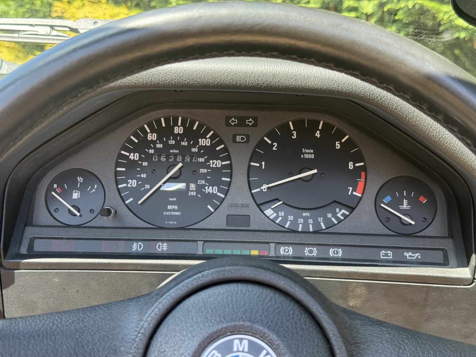 BMW 3 Series 2.5 325i Convertible 2dr Petrol Automatic (192 bhp)