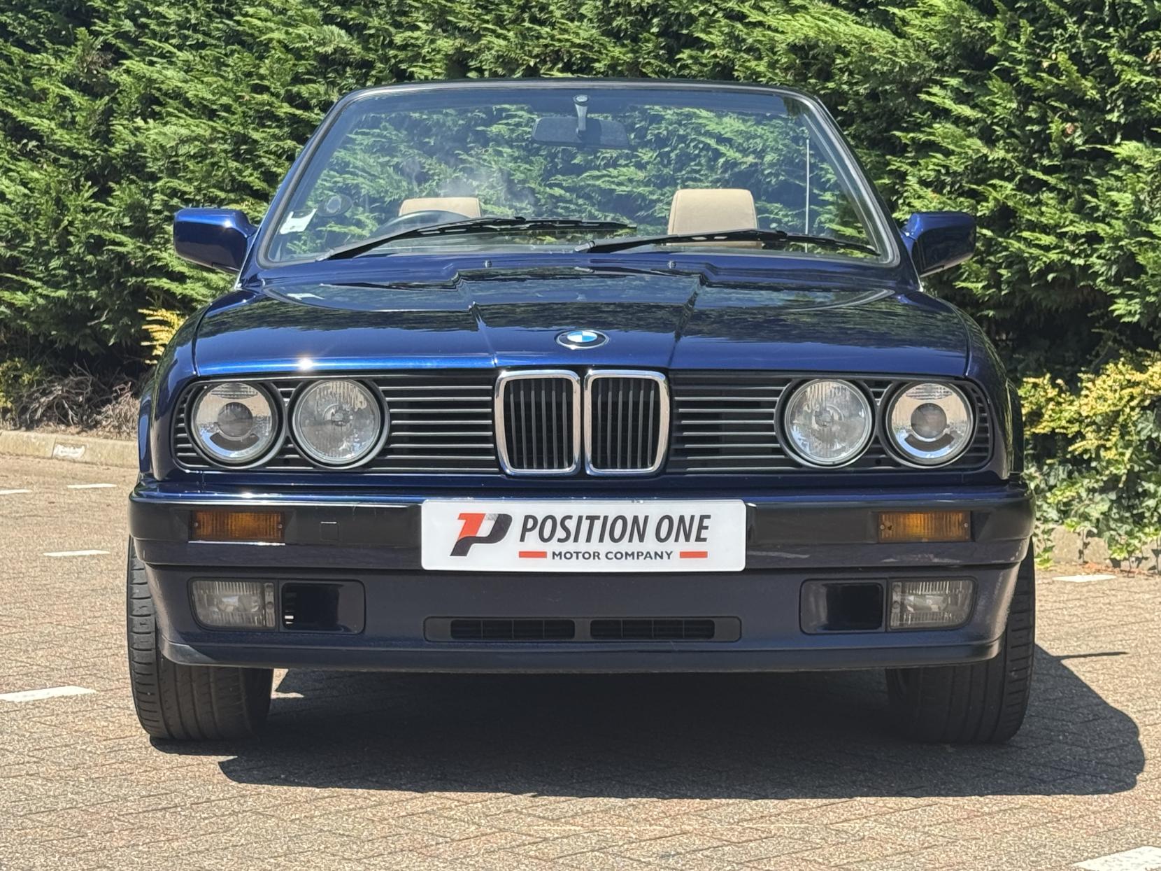 BMW 3 Series 2.5 325i Convertible 2dr Petrol Automatic (192 bhp)