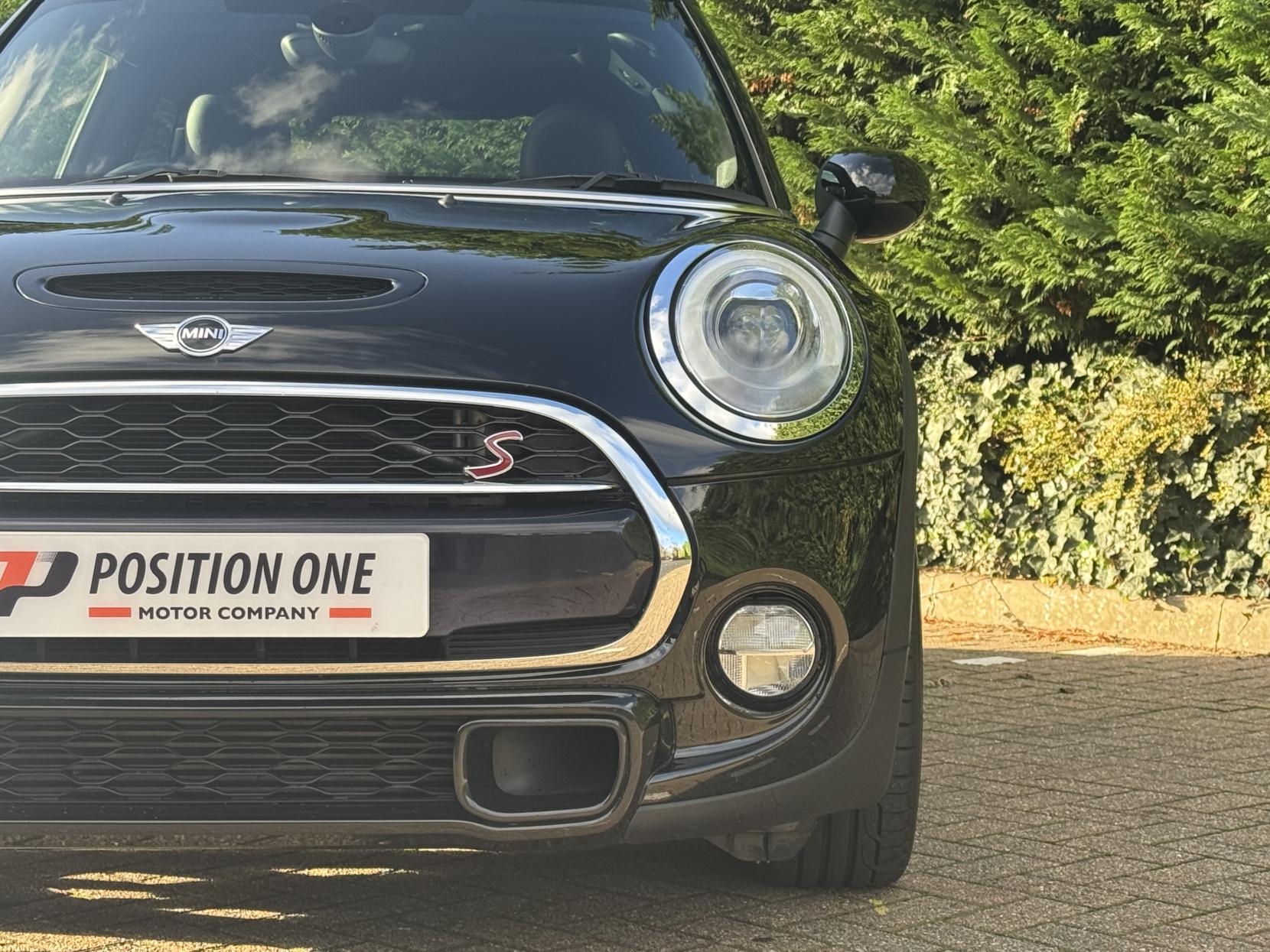 MINI Hatch 2.0 Cooper S Hatchback 3dr Petrol Auto Euro 6 (s/s) (192 ps)