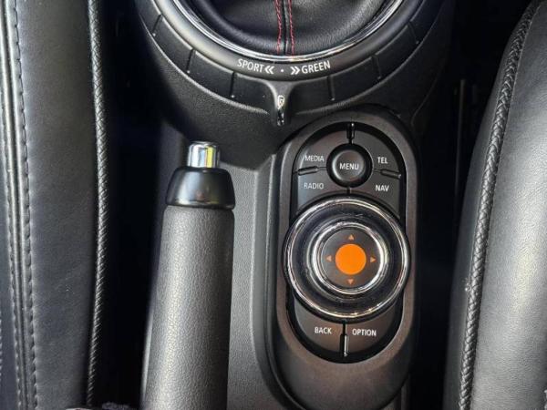 MINI Hatch 2.0 Cooper S Hatchback 3dr Petrol Auto Euro 6 (s/s) (192 ps)