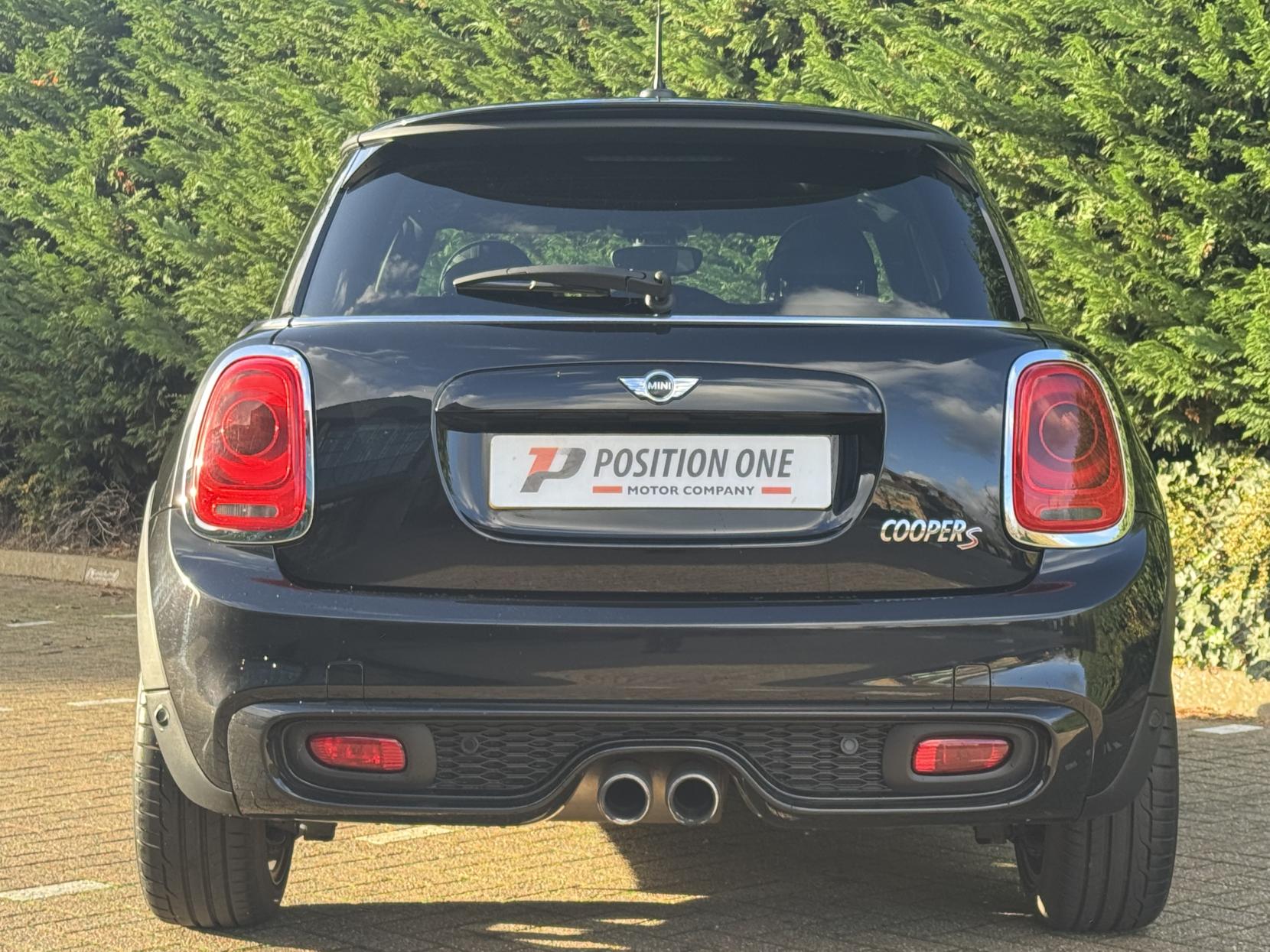 MINI Hatch 2.0 Cooper S Hatchback 3dr Petrol Auto Euro 6 (s/s) (192 ps)