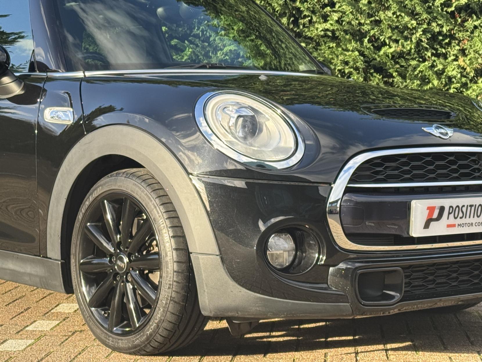 MINI Hatch 2.0 Cooper S Hatchback 3dr Petrol Auto Euro 6 (s/s) (192 ps)
