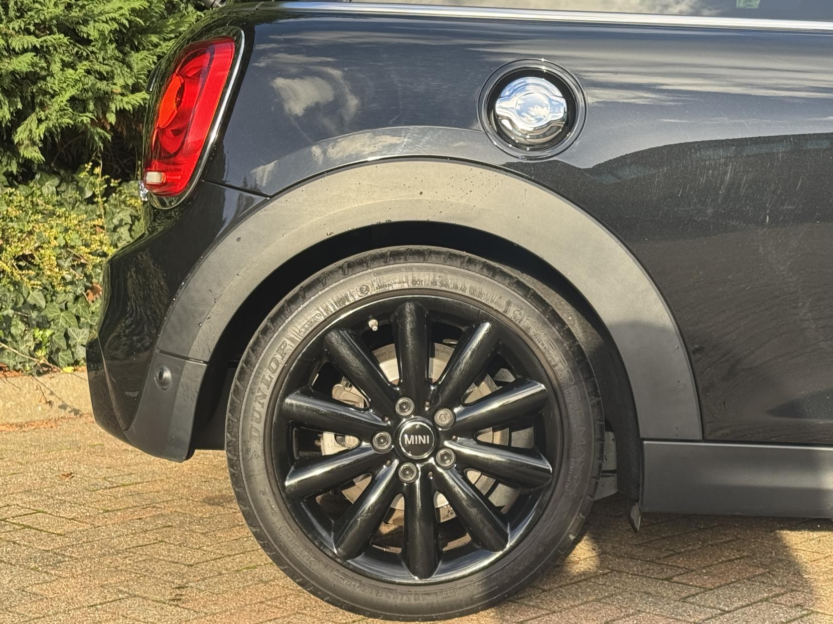 MINI Hatch 2.0 Cooper S Hatchback 3dr Petrol Auto Euro 6 (s/s) (192 ps)