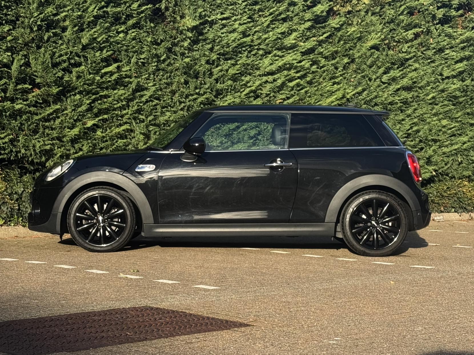 MINI Hatch 2.0 Cooper S Hatchback 3dr Petrol Auto Euro 6 (s/s) (192 ps)