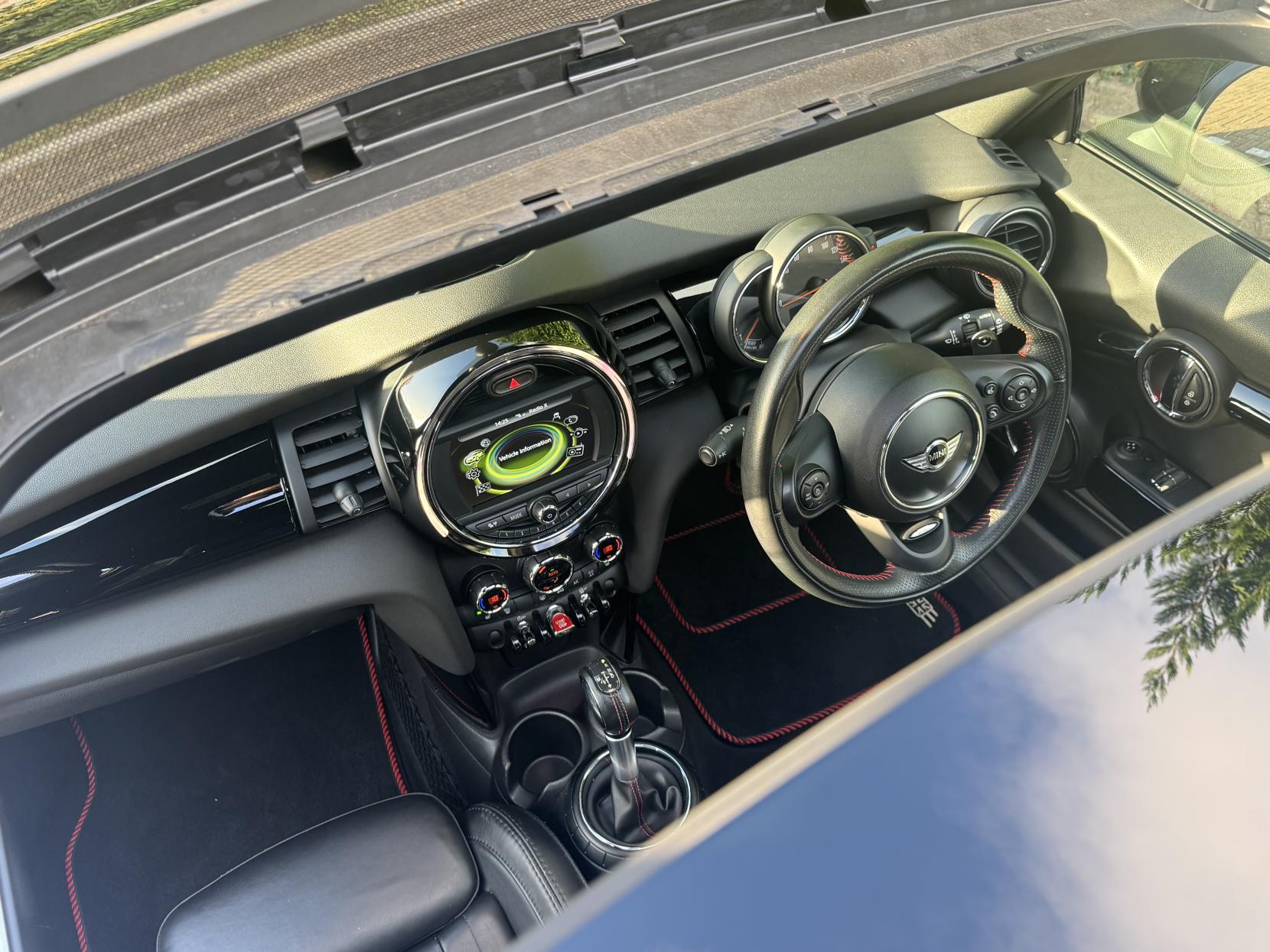 MINI Hatch 2.0 Cooper S Hatchback 3dr Petrol Auto Euro 6 (s/s) (192 ps)