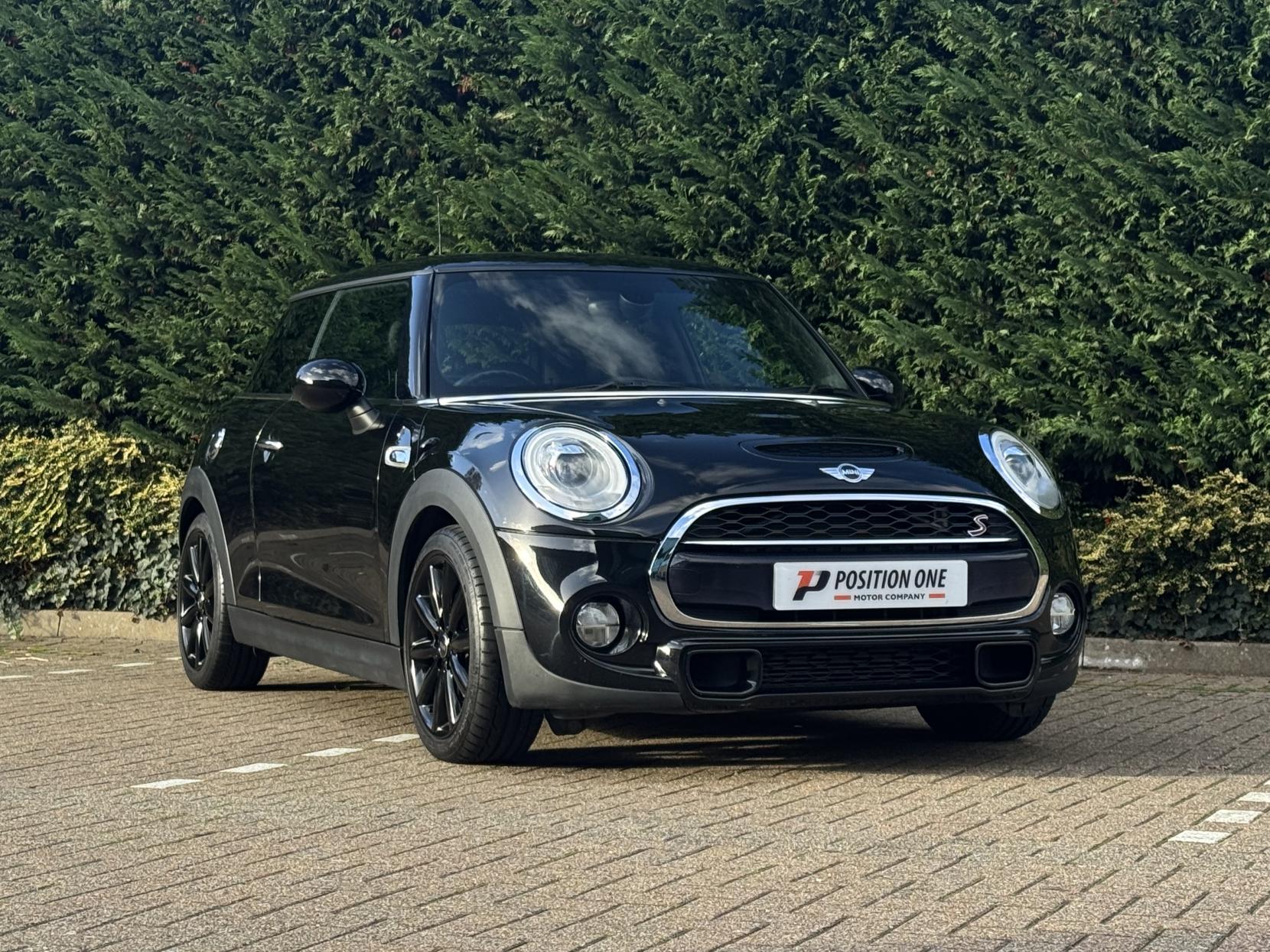 MINI Hatch 2.0 Cooper S Hatchback 3dr Petrol Auto Euro 6 (s/s) (192 ps)