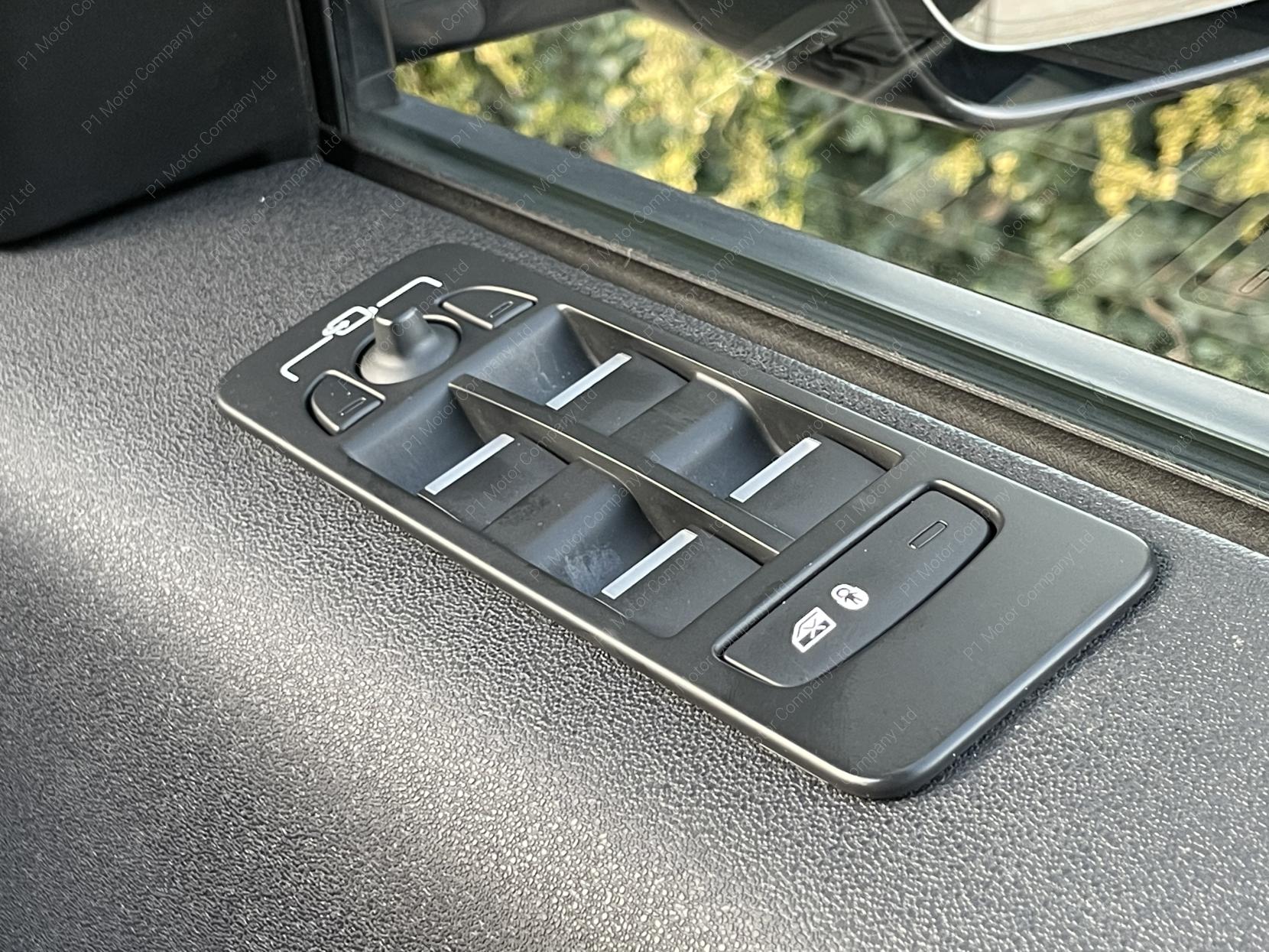 Land Rover Discovery Sport 2.0 D180 MHEV R-Dynamic S SUV 5dr Diesel Auto 4WD Euro 6 (s/s) (180 ps)