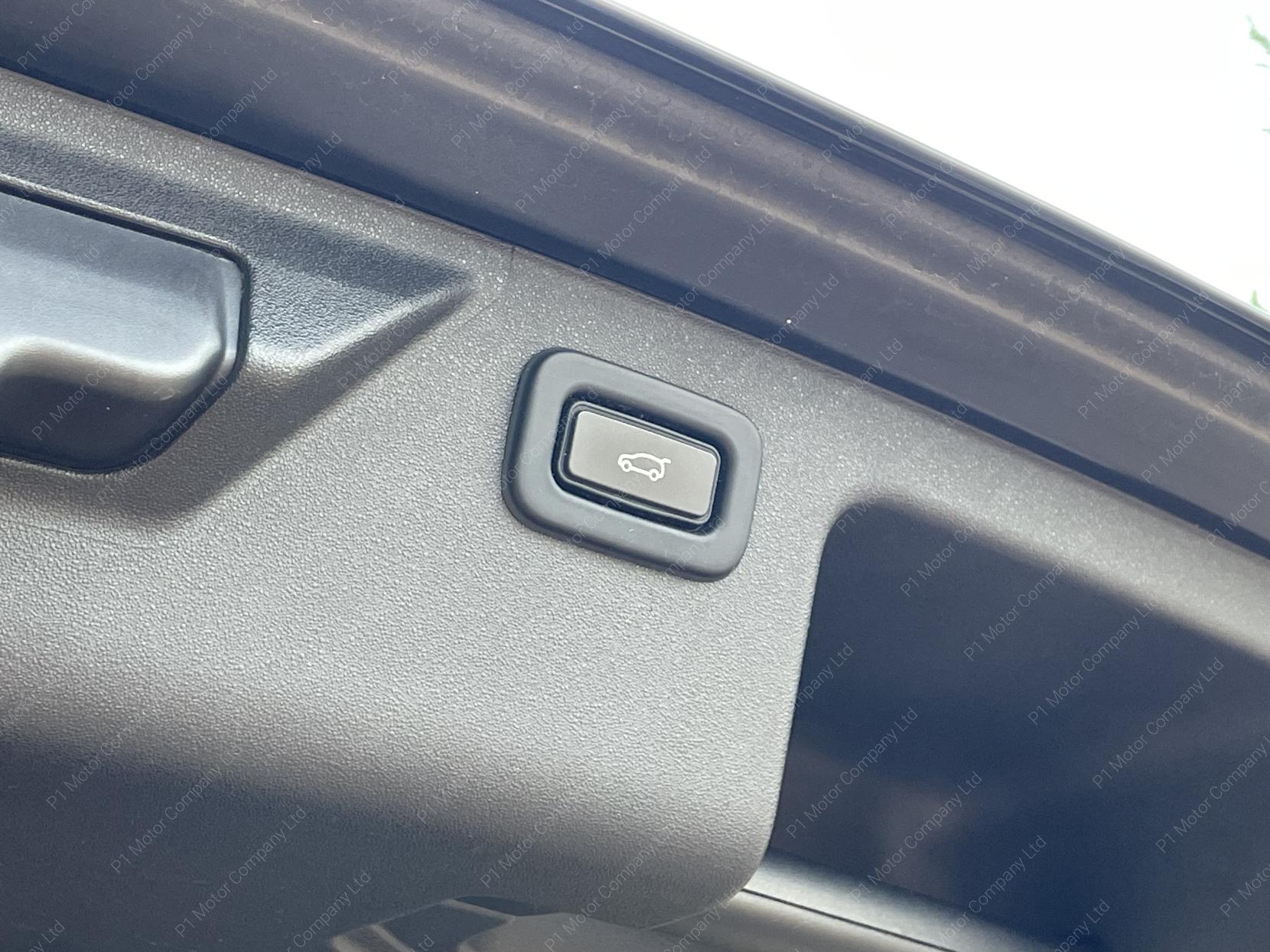 Land Rover Discovery Sport 2.0 D180 MHEV R-Dynamic S SUV 5dr Diesel Auto 4WD Euro 6 (s/s) (180 ps)