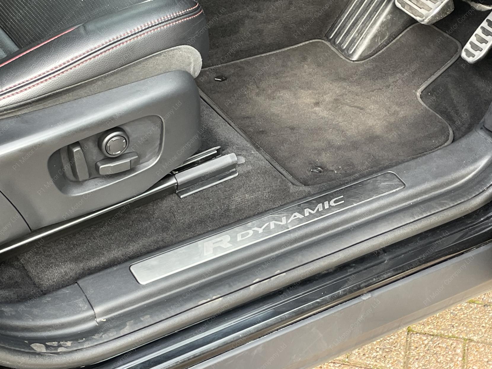 Land Rover Discovery Sport 2.0 D180 MHEV R-Dynamic S SUV 5dr Diesel Auto 4WD Euro 6 (s/s) (180 ps)