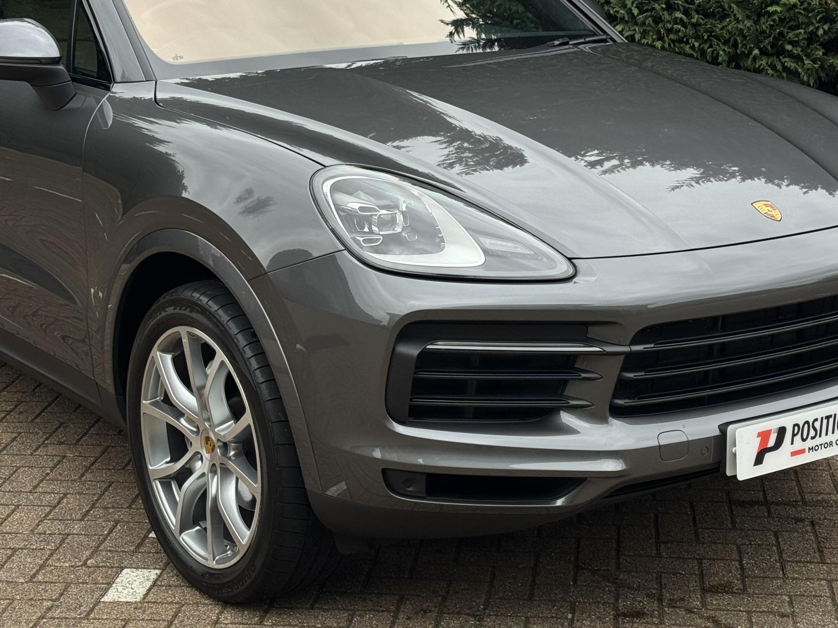 Porsche Cayenne 3.0T V6 Coupe 5dr Petrol TiptronicS 4WD Euro 6 (s/s) (340 ps)