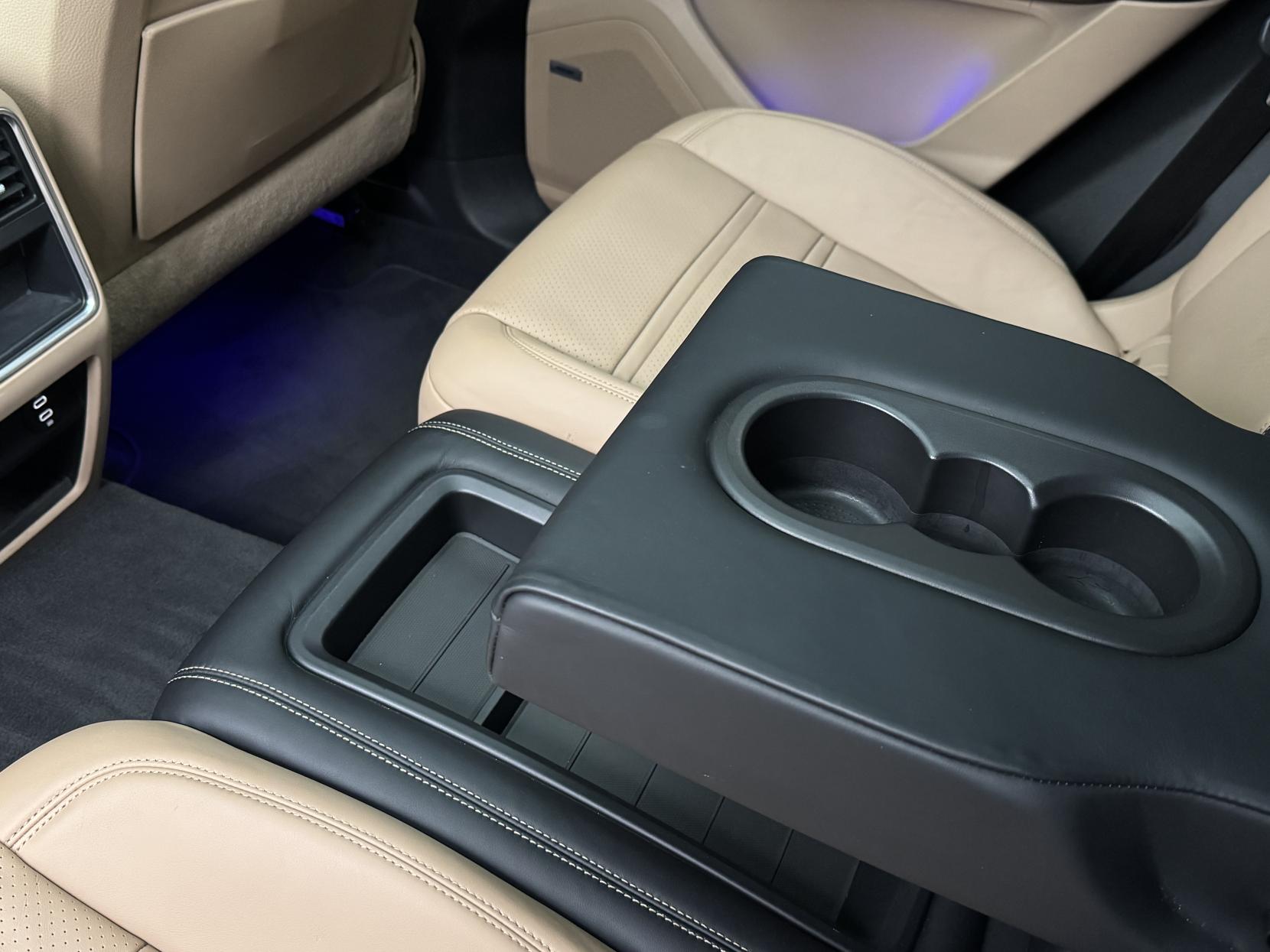 Porsche Cayenne 3.0T V6 Coupe 5dr Petrol TiptronicS 4WD Euro 6 (s/s) (340 ps)