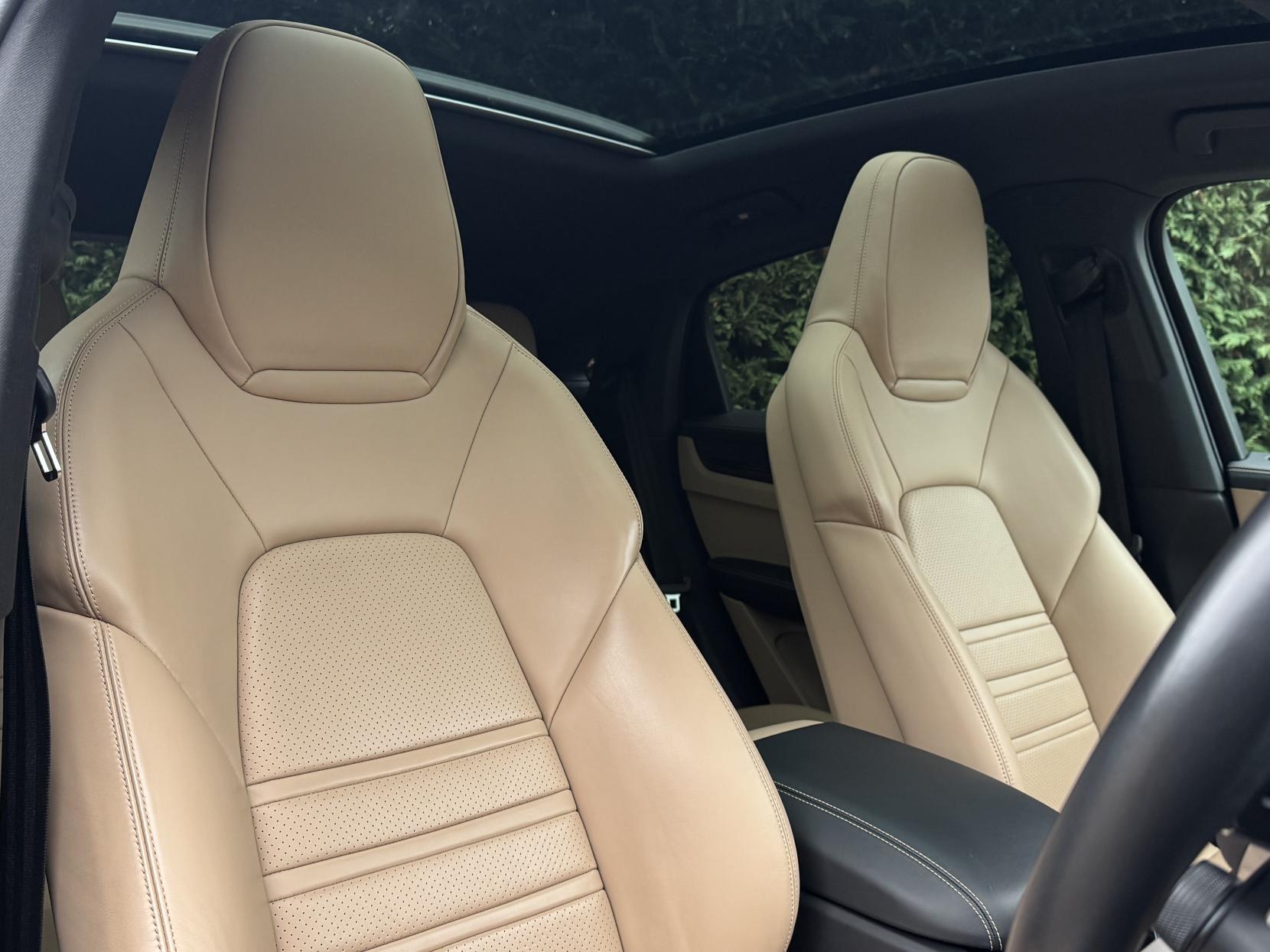 Porsche Cayenne 3.0T V6 Coupe 5dr Petrol TiptronicS 4WD Euro 6 (s/s) (340 ps)