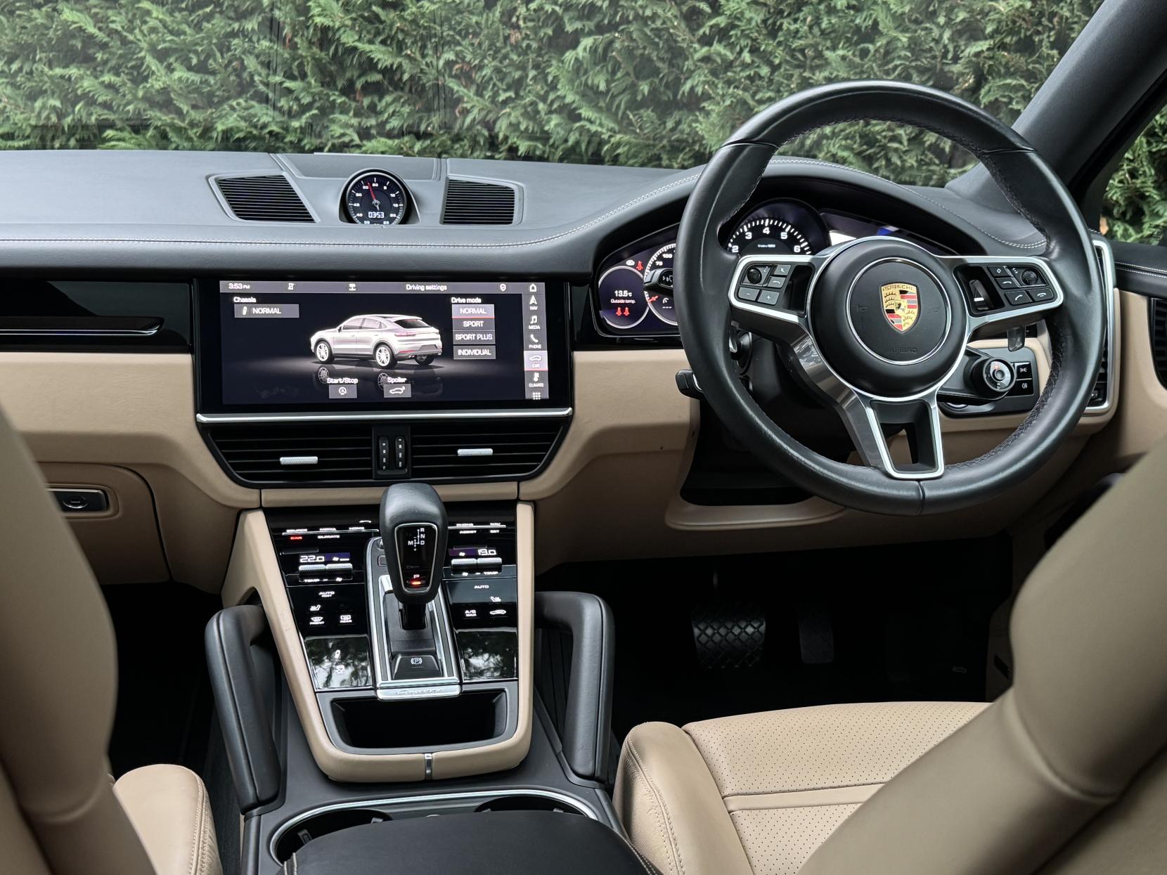 Porsche Cayenne 3.0T V6 Coupe 5dr Petrol TiptronicS 4WD Euro 6 (s/s) (340 ps)