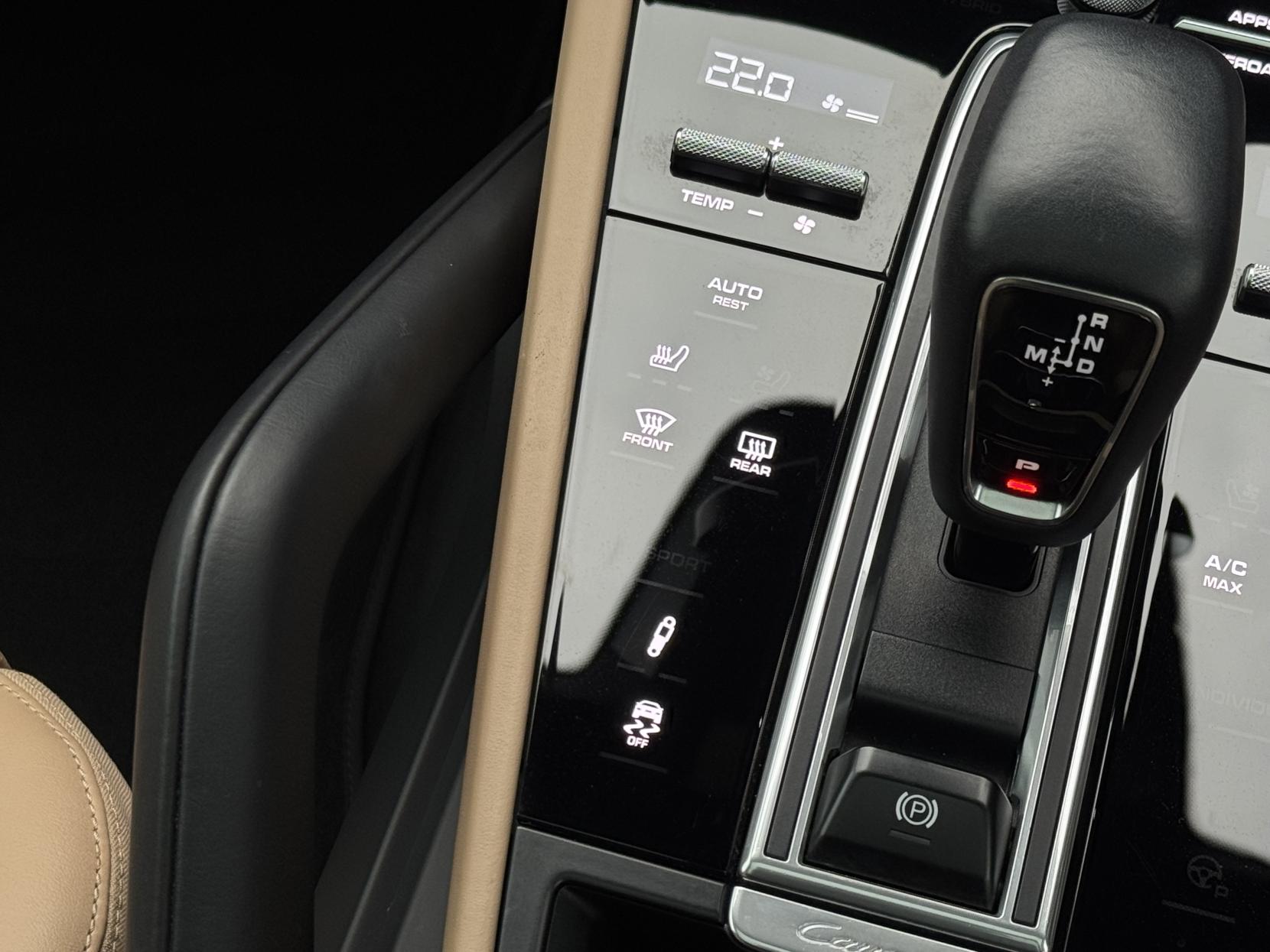 Porsche Cayenne 3.0T V6 Coupe 5dr Petrol TiptronicS 4WD Euro 6 (s/s) (340 ps)