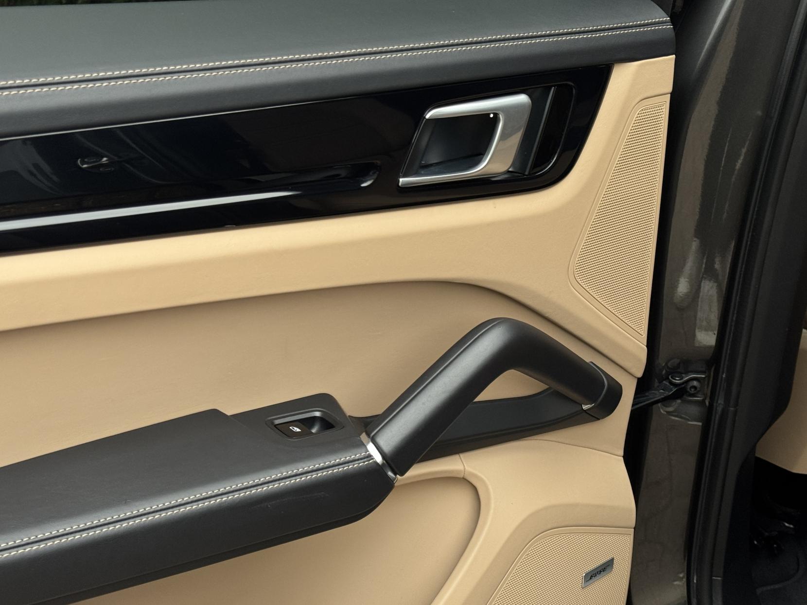 Porsche Cayenne 3.0T V6 Coupe 5dr Petrol TiptronicS 4WD Euro 6 (s/s) (340 ps)