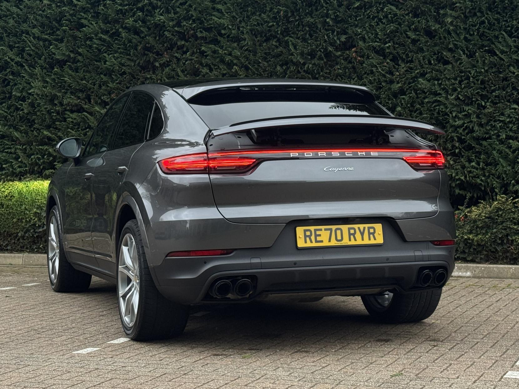 Porsche Cayenne 3.0T V6 Coupe 5dr Petrol TiptronicS 4WD Euro 6 (s/s) (340 ps)