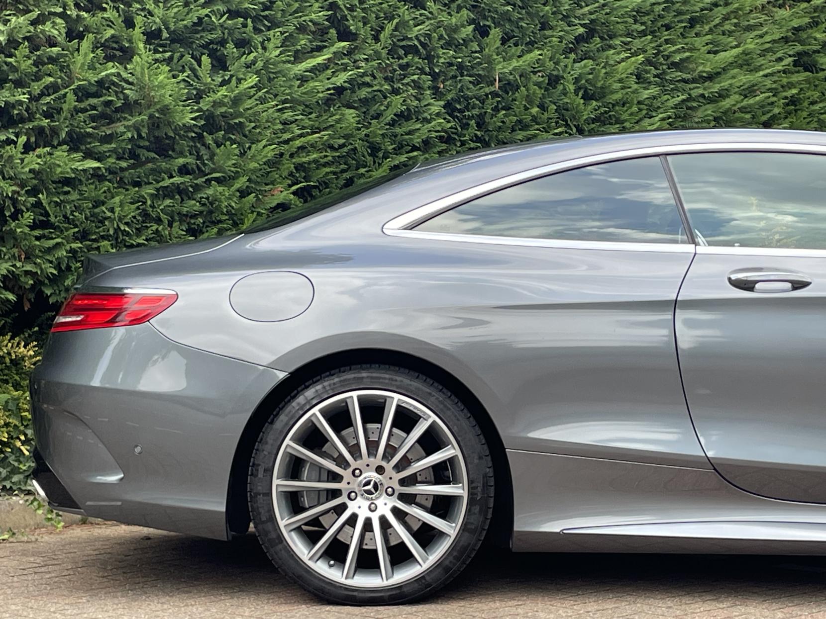 Mercedes-Benz S Class 4.7 S500 V8 AMG Line (Premium) Coupe 2dr Petrol G-Tronic Euro 6 (s/s) (455 ps)
