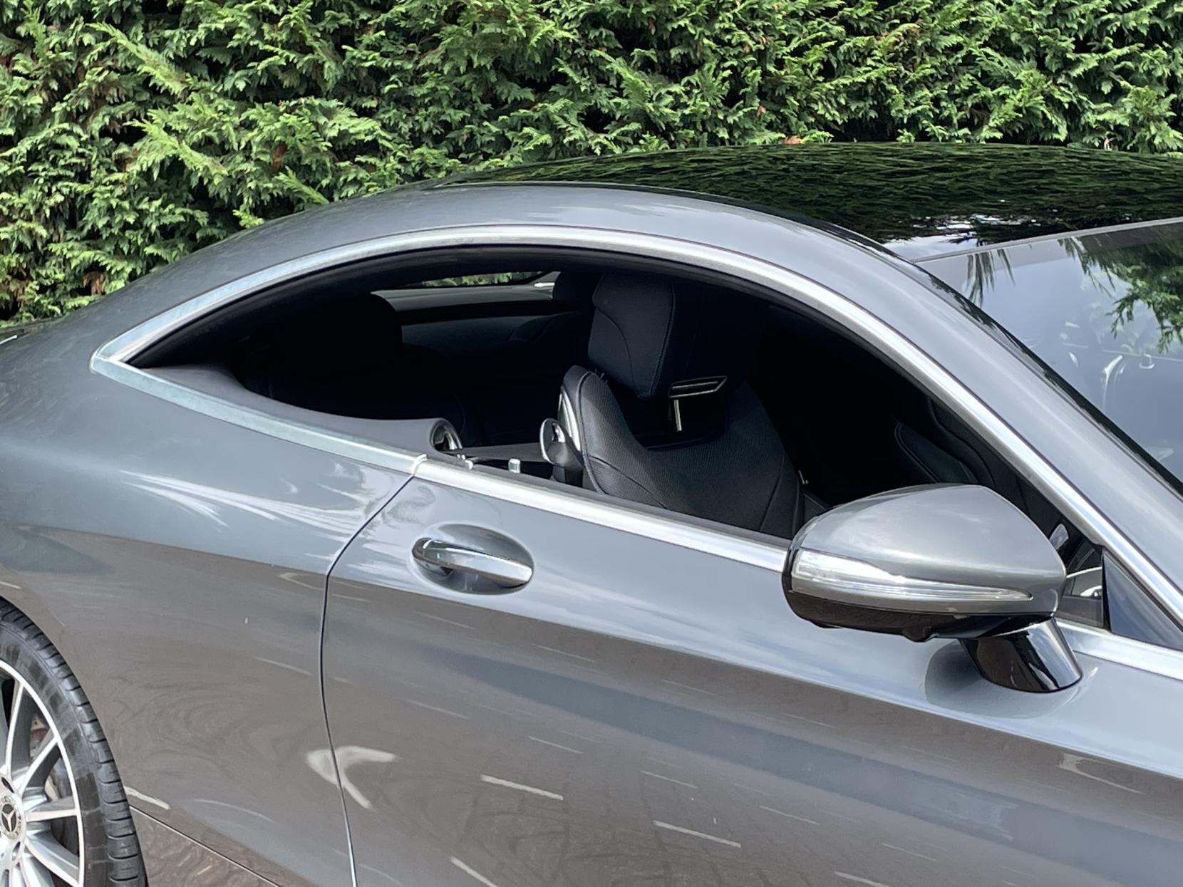Mercedes-Benz S Class 4.7 S500 V8 AMG Line (Premium) Coupe 2dr Petrol G-Tronic Euro 6 (s/s) (455 ps)