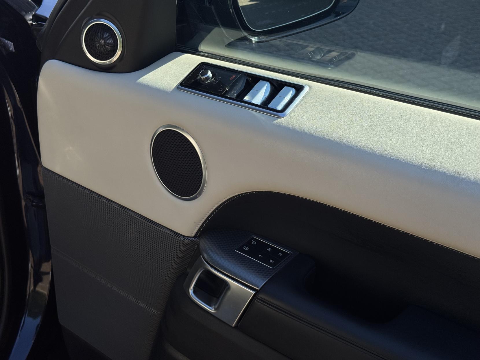 Land Rover Range Rover Sport 3.0 P400 MHEV HSE Dynamic SUV 5dr Petrol Auto 4WD Euro 6 (s/s) (400 ps)