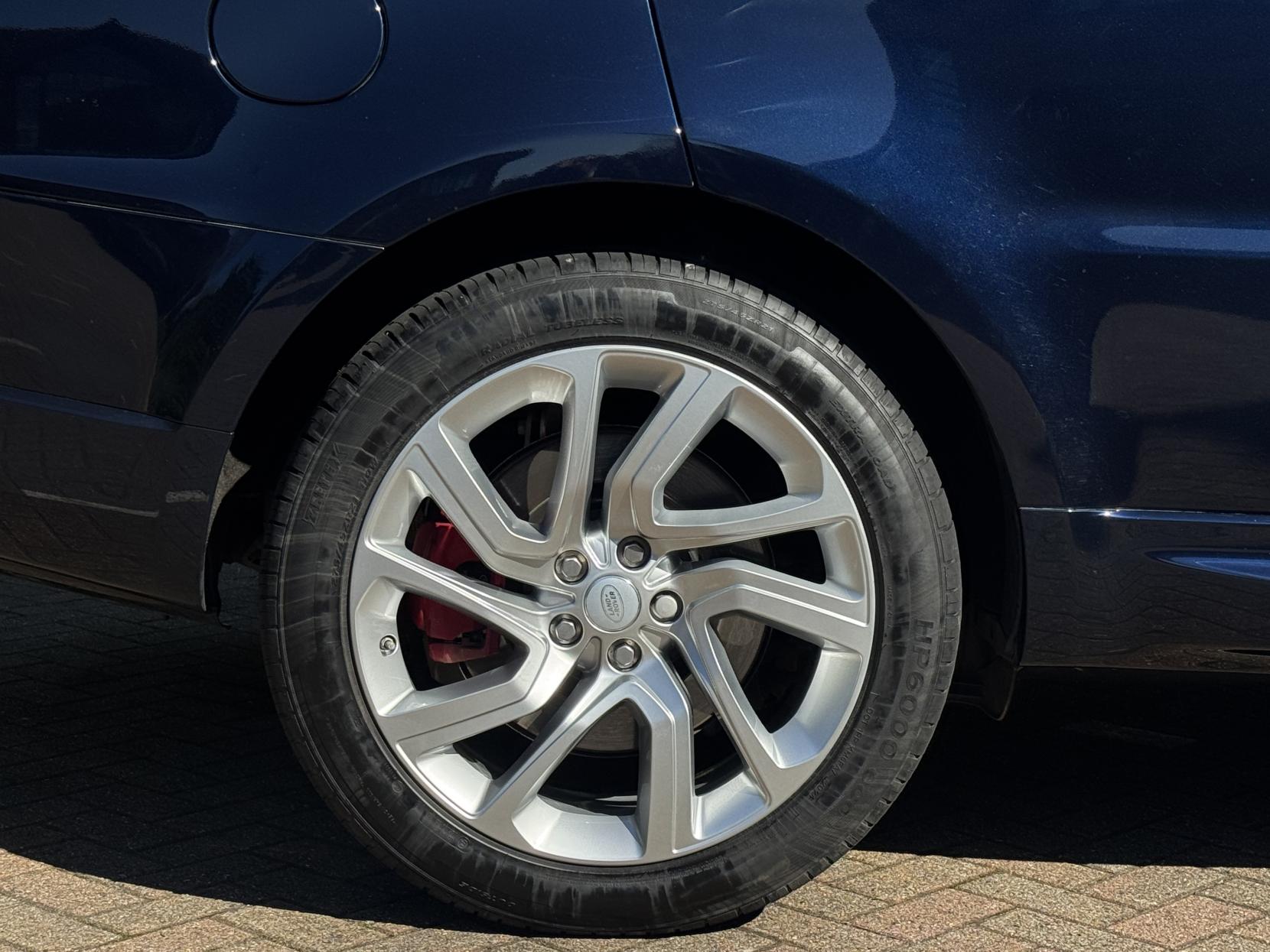 Land Rover Range Rover Sport 3.0 P400 MHEV HSE Dynamic SUV 5dr Petrol Auto 4WD Euro 6 (s/s) (400 ps)