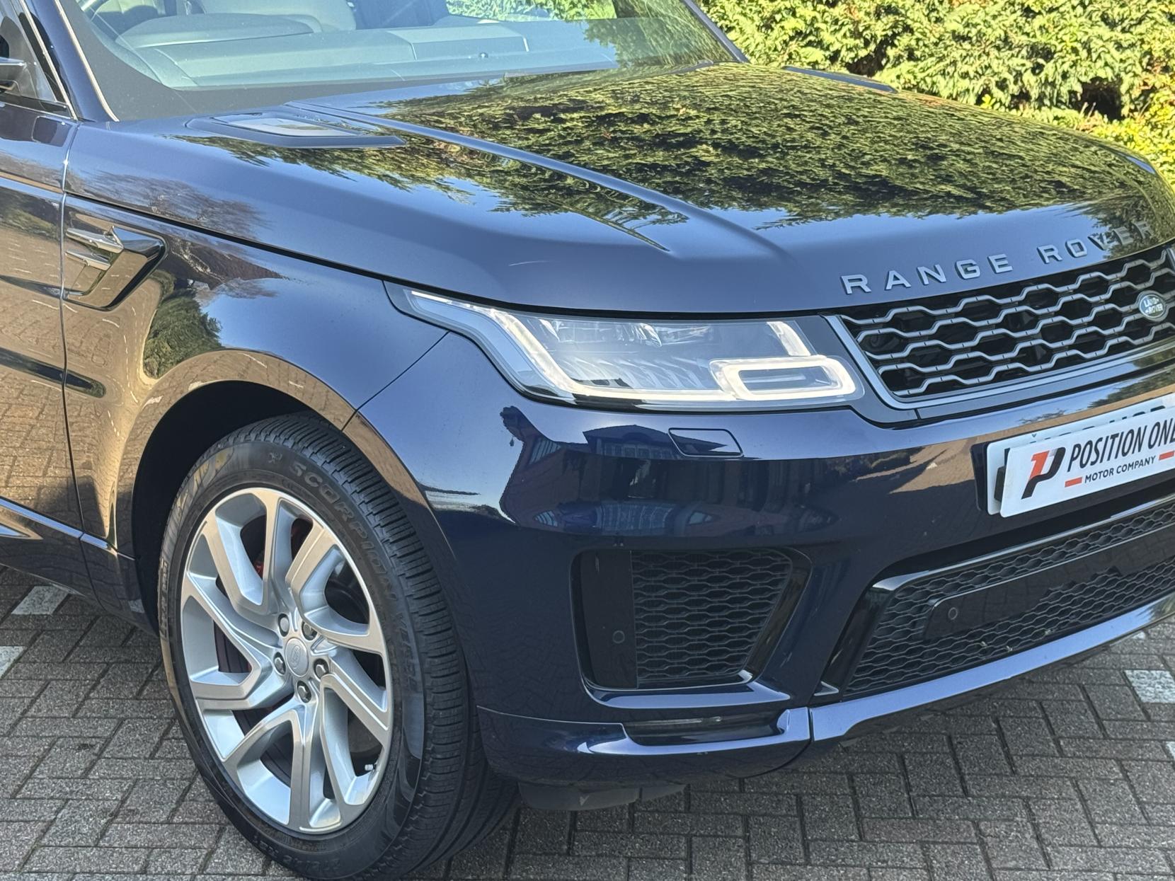 Land Rover Range Rover Sport 3.0 P400 MHEV HSE Dynamic SUV 5dr Petrol Auto 4WD Euro 6 (s/s) (400 ps)