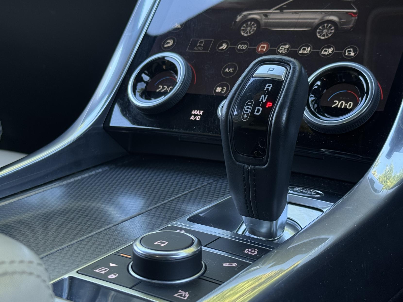 Land Rover Range Rover Sport 3.0 P400 MHEV HSE Dynamic SUV 5dr Petrol Auto 4WD Euro 6 (s/s) (400 ps)