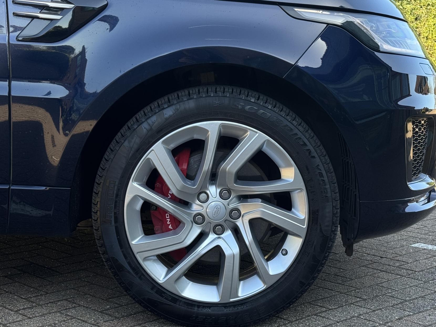 Land Rover Range Rover Sport 3.0 P400 MHEV HSE Dynamic SUV 5dr Petrol Auto 4WD Euro 6 (s/s) (400 ps)